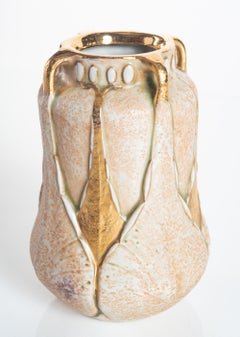 Vase Amphora avec feuilles de Ginkgo par Ernst Wahliss, att. Paul Dachsel, C.C. 1900