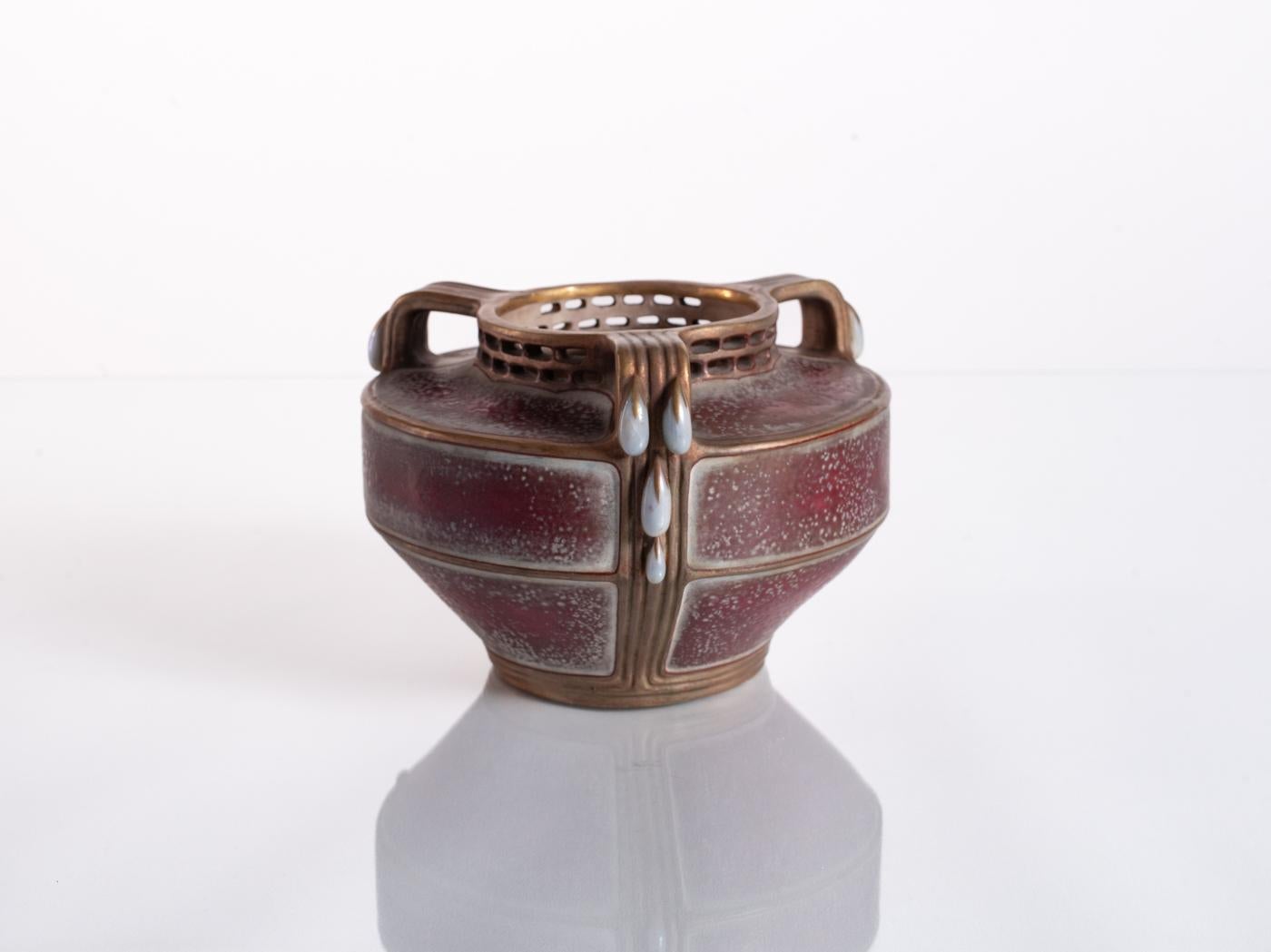 Vaso secessionista con gocce di pioggia di Paul Dachsel, 1900 ca.