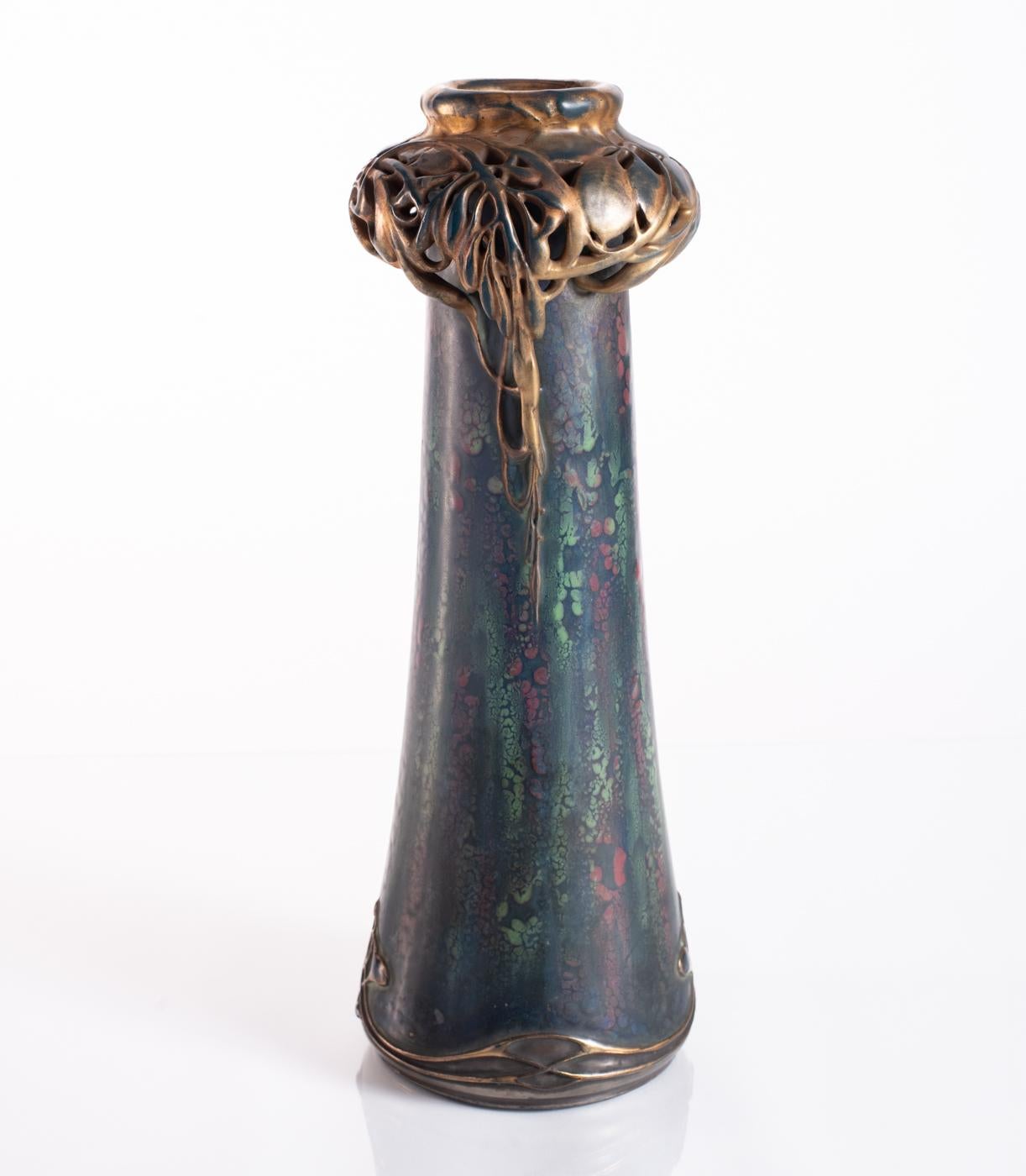 Floral Wreath Vase by Paul Dachsel for Amphora c. 1900 For Sale 1
