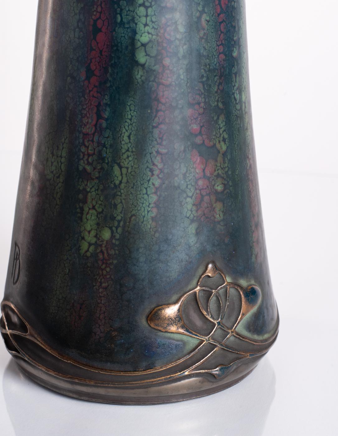 Blumenkranzvase von Paul Dachsel für Amphora, um 1900 im Angebot 4