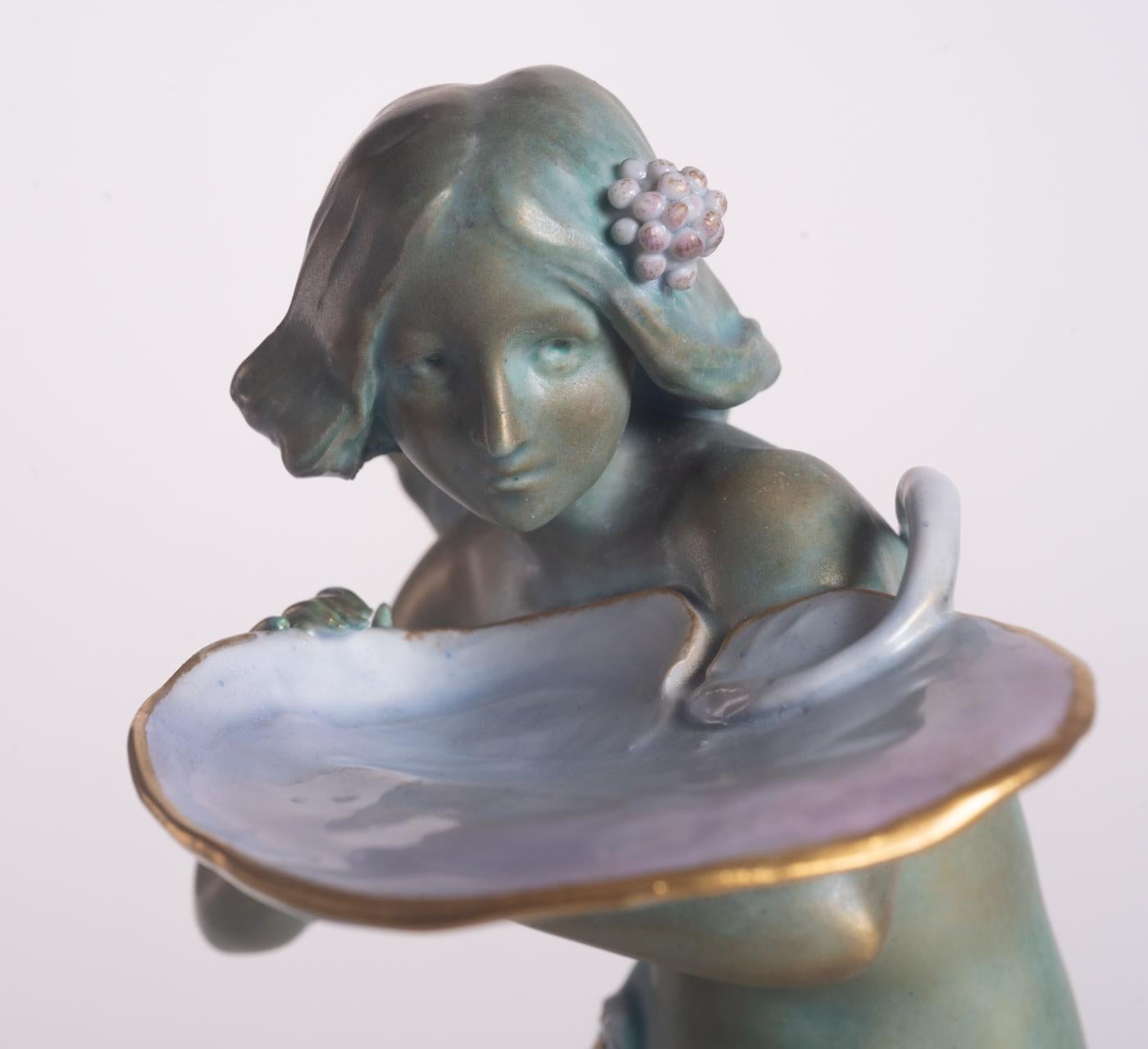 Maiden with Lily Pad by Ernst-Wahliss, Art Nouveau c. 1900 For Sale 3