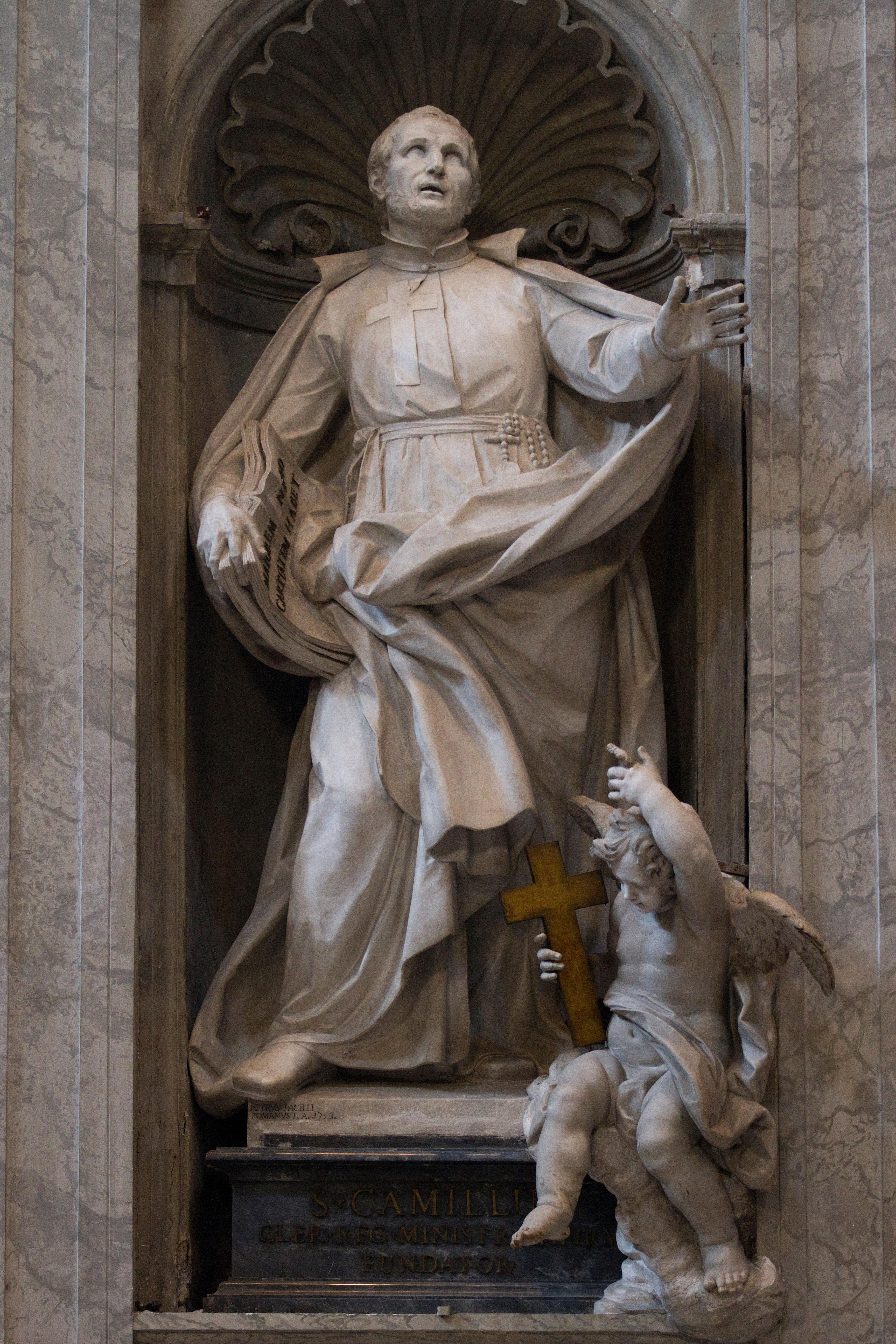 Ce bozetto en terre cuite d'une remarquable fluidité a été réalisé en vue de la plus importante commande publique de Pietro Pacilli, une grande statue en marbre de San Camillo de Lellis pour la nef de la basilique Saint-Pierre de Rome. Avec son