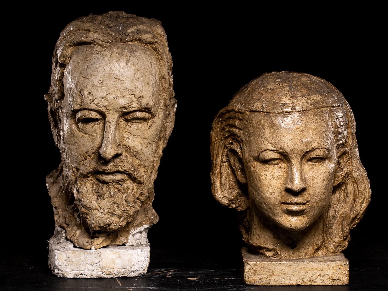 Gustave Fontaine (1877-1952), Sélection de 2 têtes sculptées en plâtre  modèles.