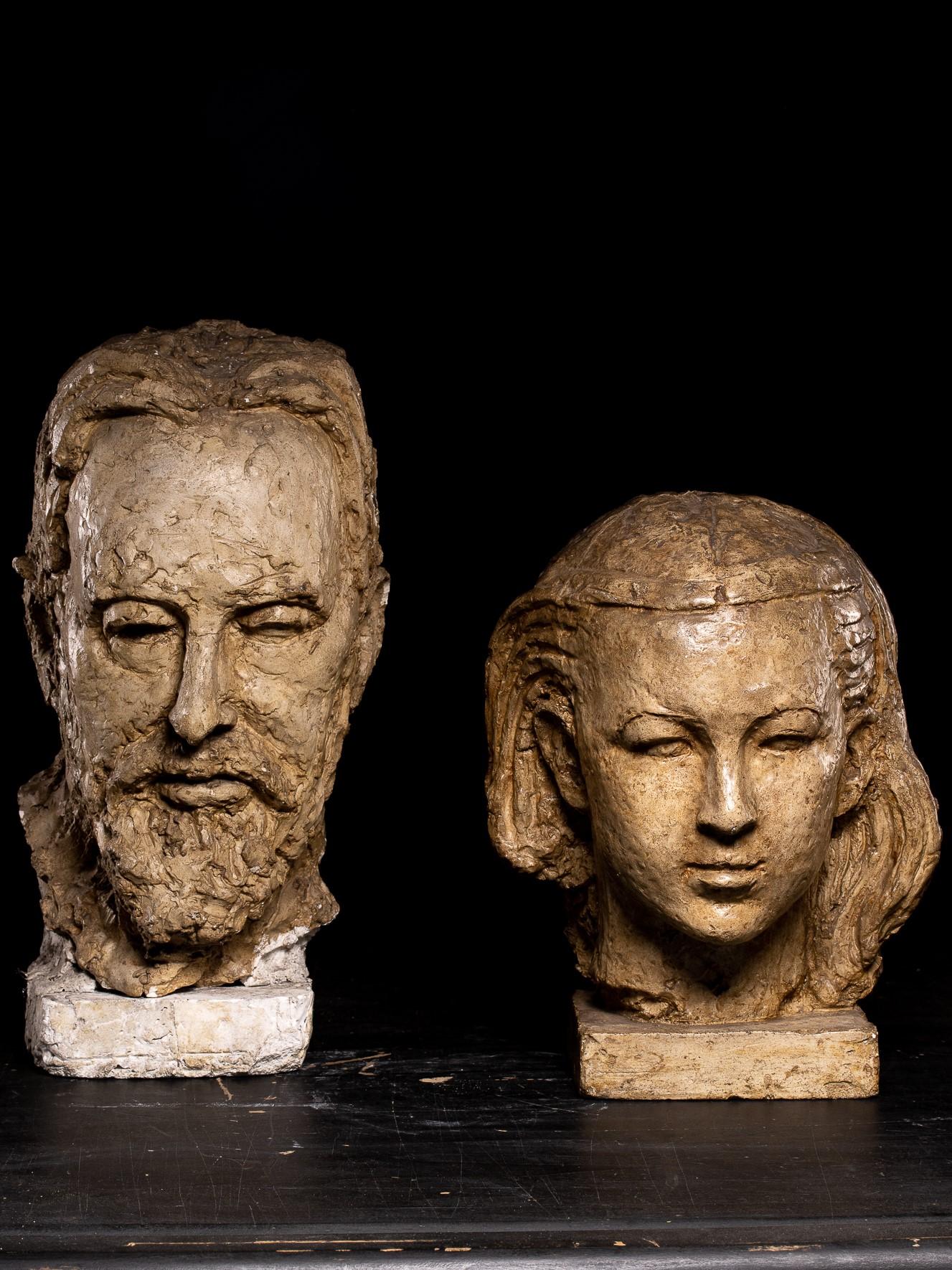 Gustave Fontaine (1877-1952), Sélection de 2 têtes sculptées en plâtre  modèles. en vente 8