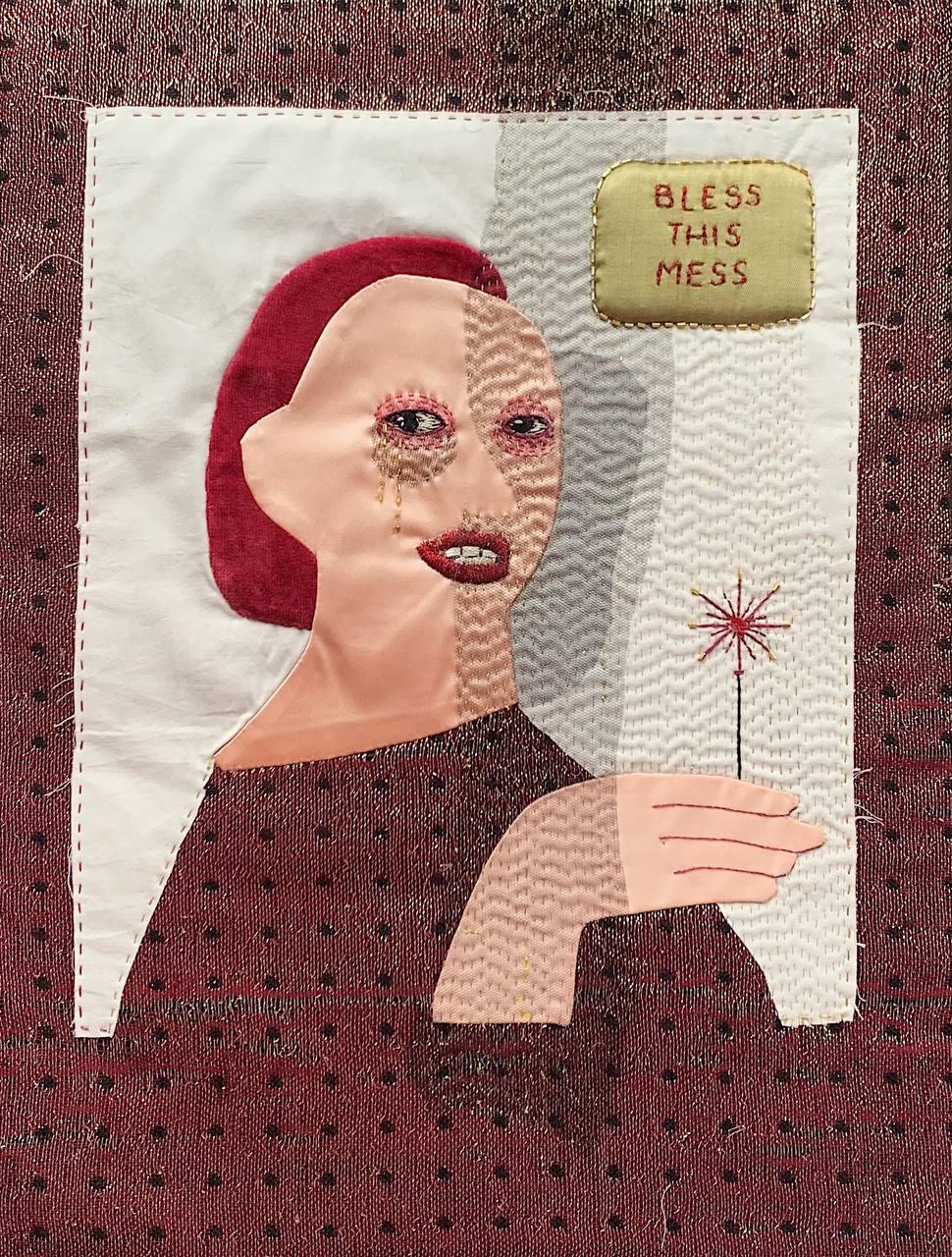 Quadro morbido "Benedici il disordine", 2025 Tessuto 40x50, ricamo - Mixed Media Art di Oksana Muratova