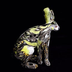 Leonard, Hare, feathers on resin, animal sculpture Laurence Le Constant