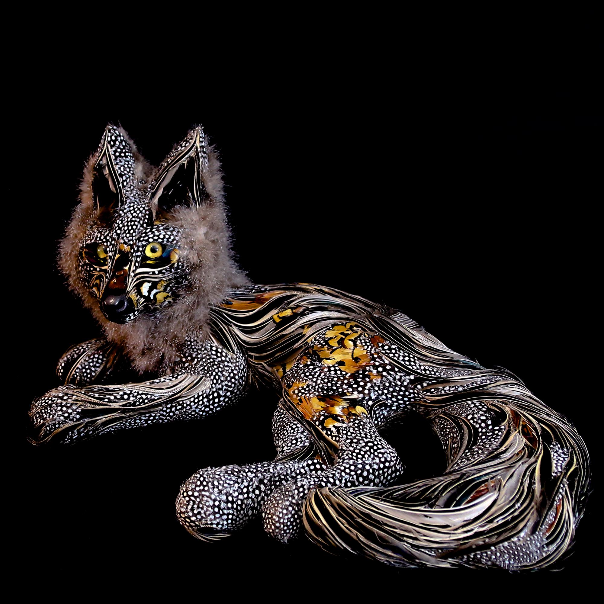 Bernard, Fox, Recycled feathers on resin sculpture - Sculpture by Laurence Le Constant