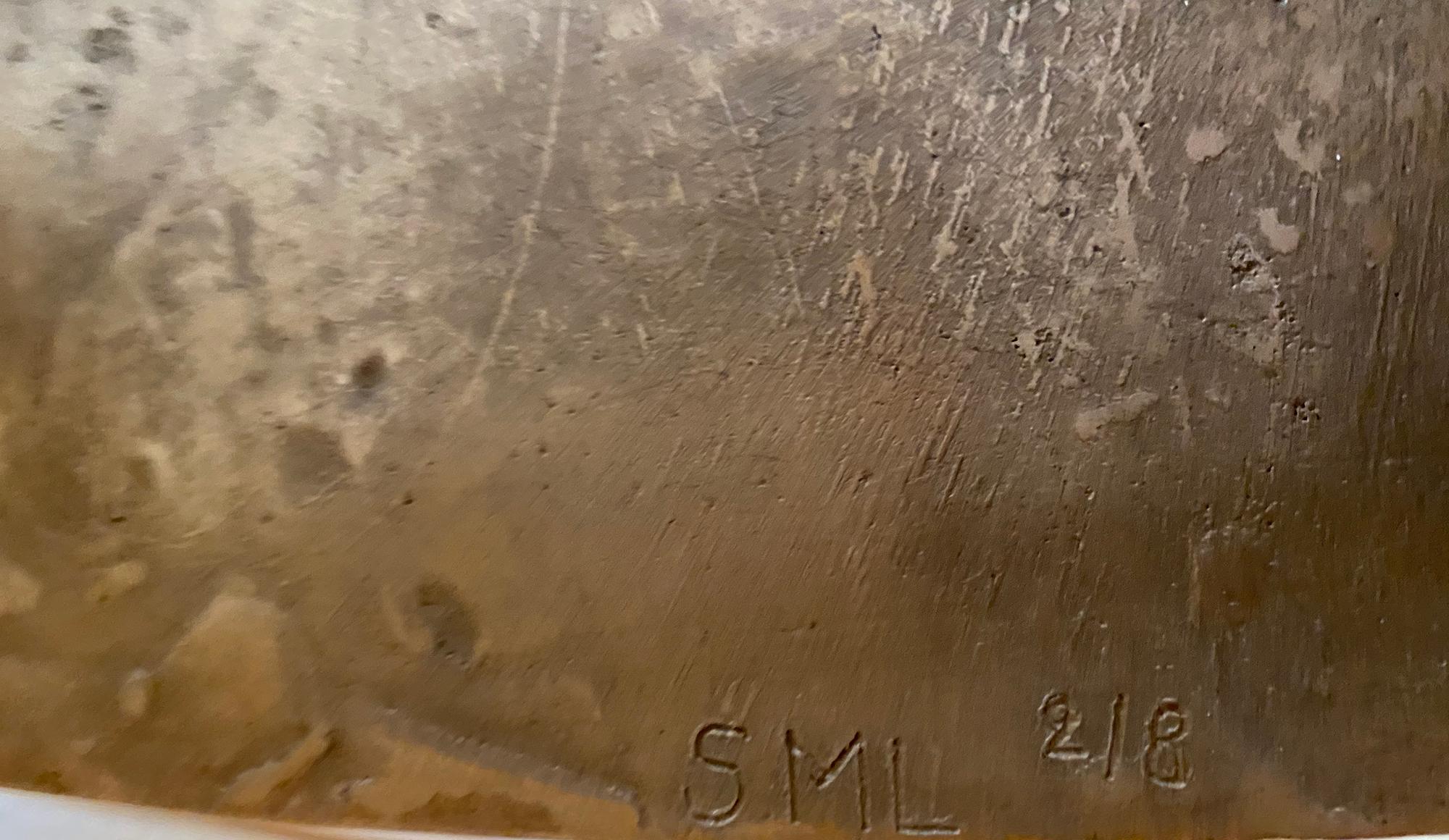 Cadence, Bronzekonsole der Künstlerin Sylvie Mangaud in limitierter Auflage, Tierbeine 4