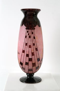 Art Deco Vase 1927 by Charles Schneider. Le Verre Francais