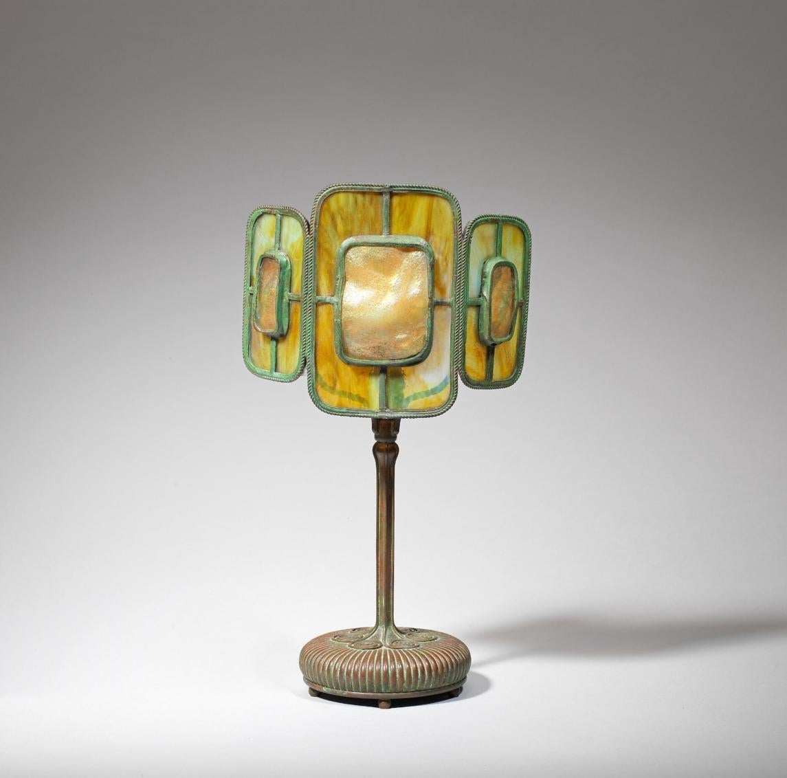 Turtle-Back Schreibtischlampe – Art von Louis Comfort Tiffany