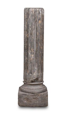 COLUMNA FLUIDA DE MÁRMOL DE PORTORO Roma, siglo XVIII mármol de portoro 121 x 36 x 36 cm