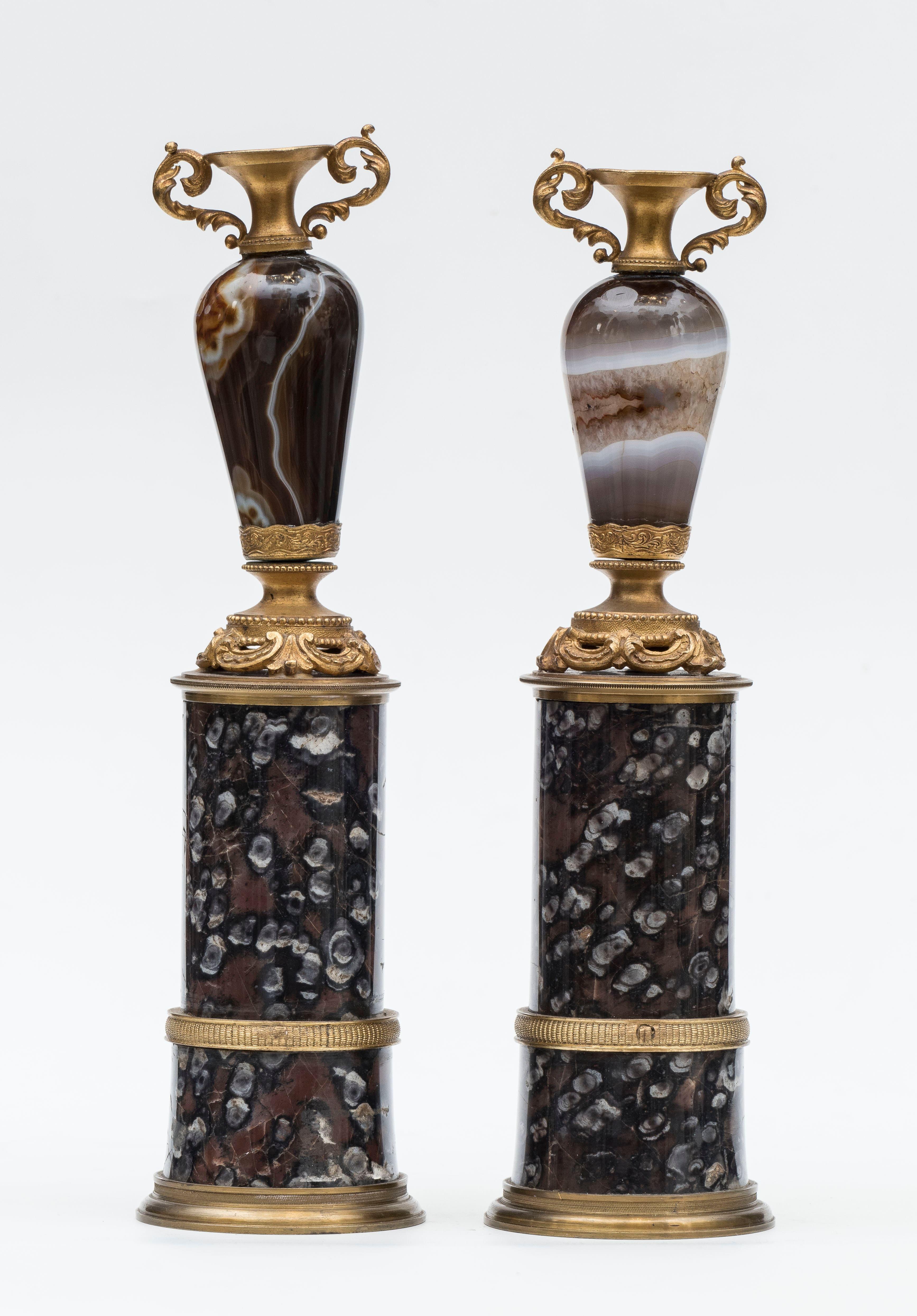 PAIR OF FRENCH MOUNTED PIETRA DURA URNS, 19TH CENTURY For Sale 1