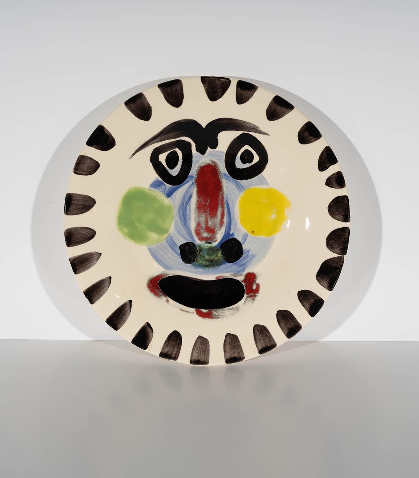 "AR 495 - Visage No. 202" Plat en terre cuite blanche Picasso