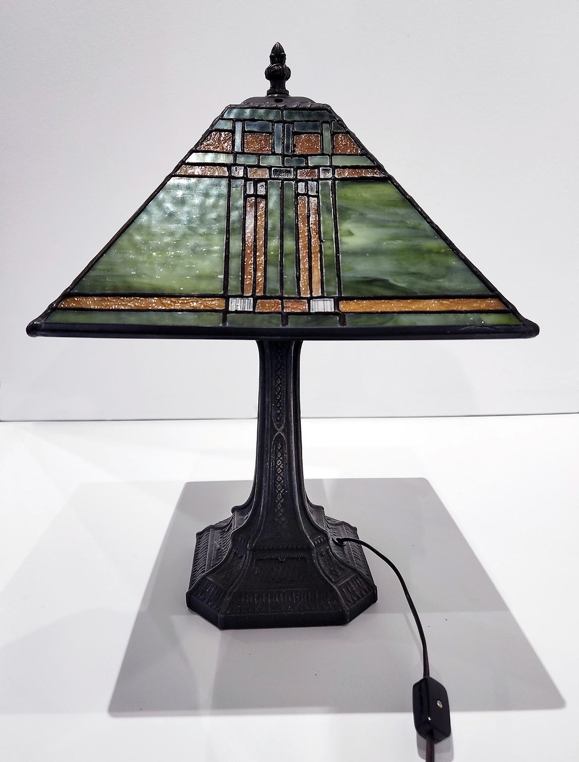 17.5-inch high signed Richard Hoosin Studio stained glass incandescent lamp 2