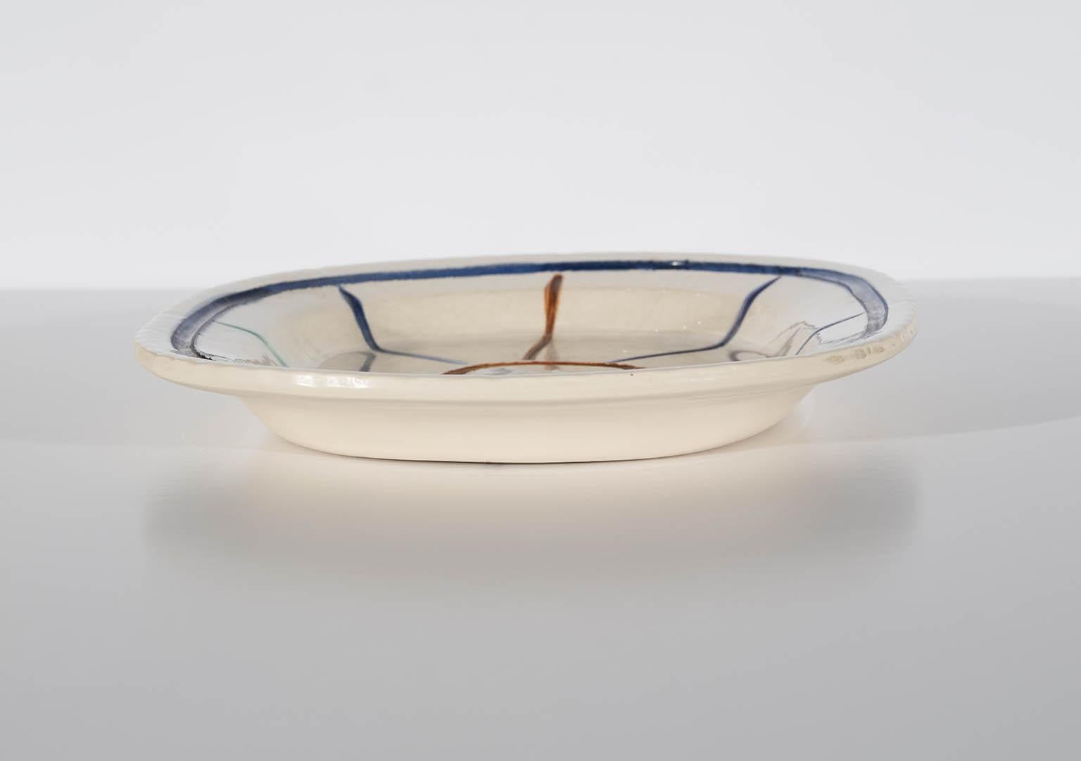 Plat en faïence blanche « AR 30 - Face in a star » de l'artiste Pablo Picasso en vente 5
