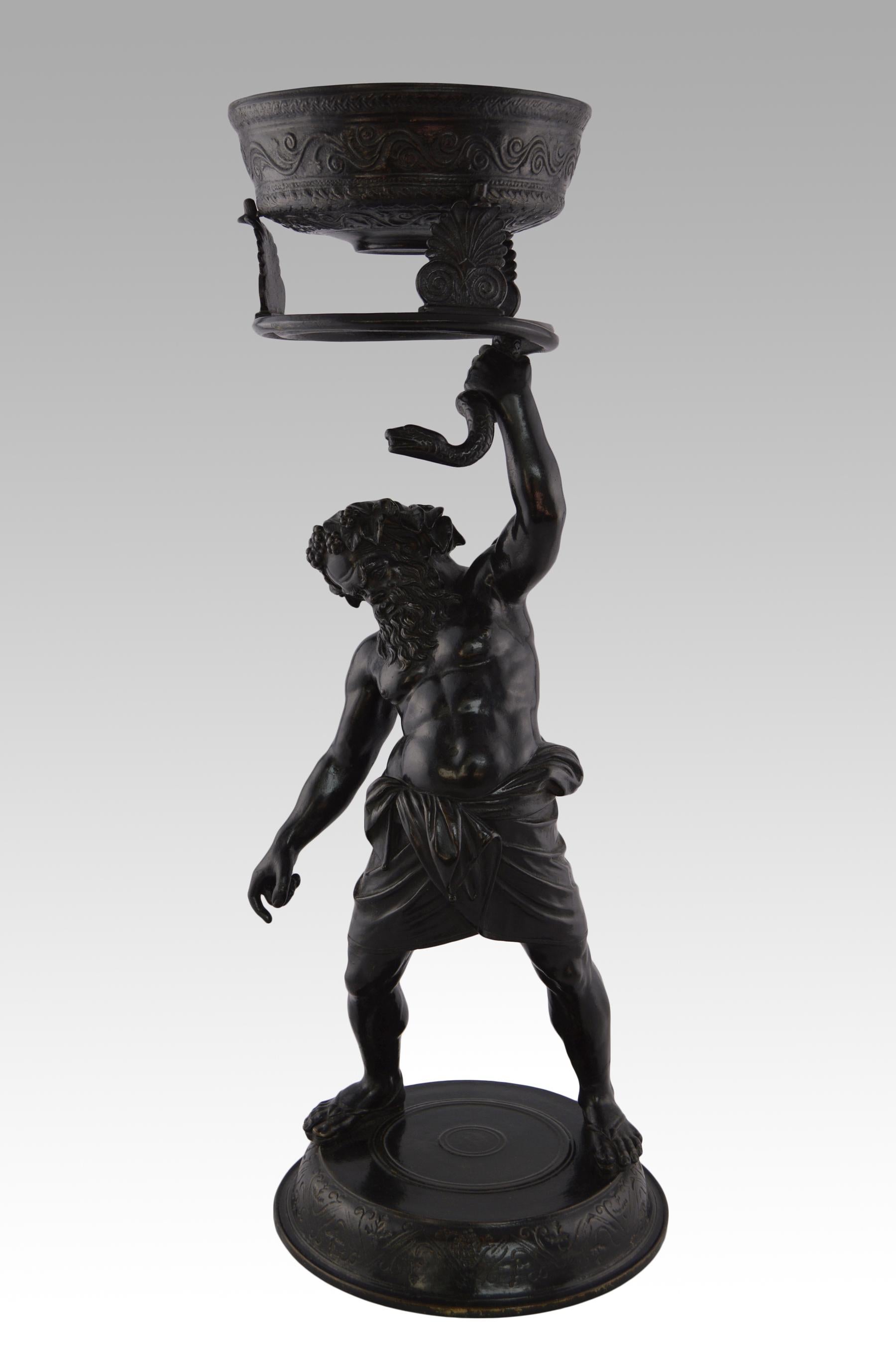 Figurative Sculpture Unknown - Sculpture italienne de Silenus en bronze du 19ème siècle, Grand Tour