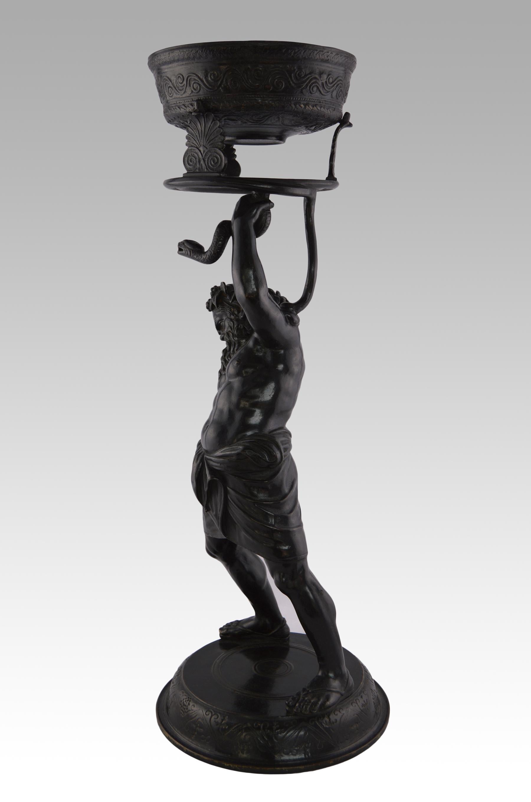 Sculpture italienne de Silenus en bronze du 19ème siècle, Grand Tour - Or Figurative Sculpture par Unknown