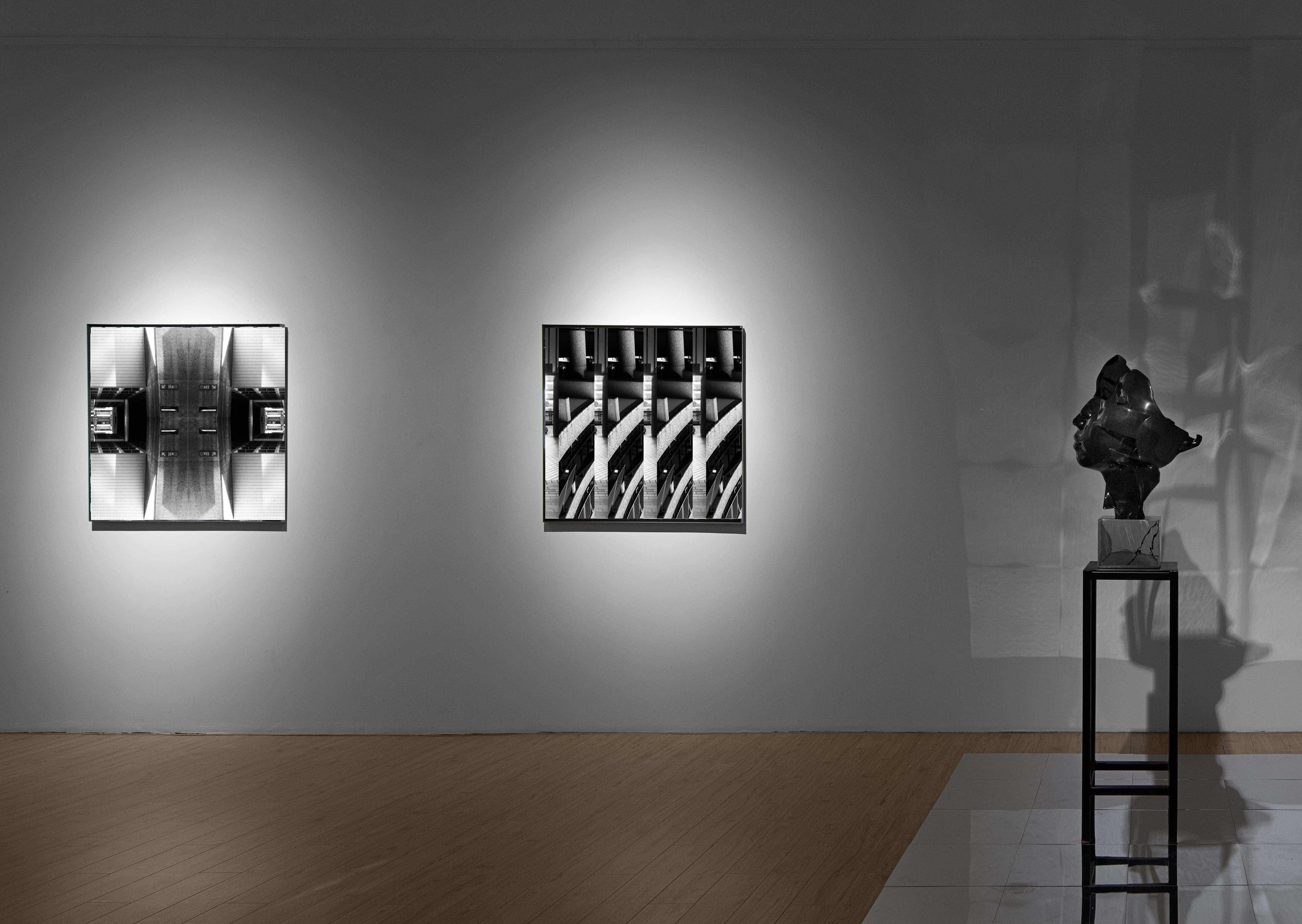 Photographie en noir et blanc «Brutalism -Barbican Centre, London No17 », 2019 en vente 1
