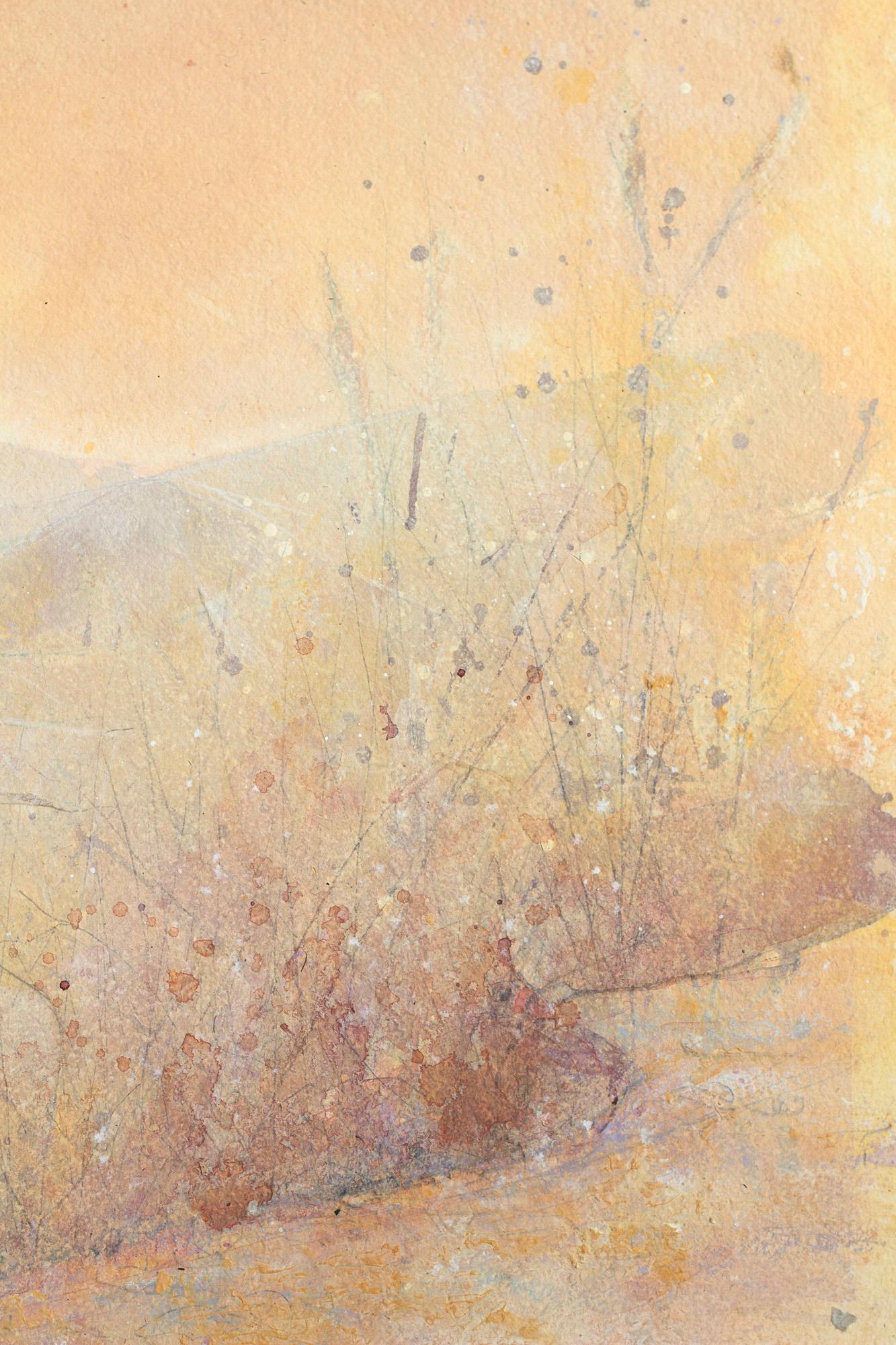 „Lugar de Encuentro“ Berge Landschaftsgemälde in neutralem Erdpastell (Beige), Landscape Art, von Sophia Milligan