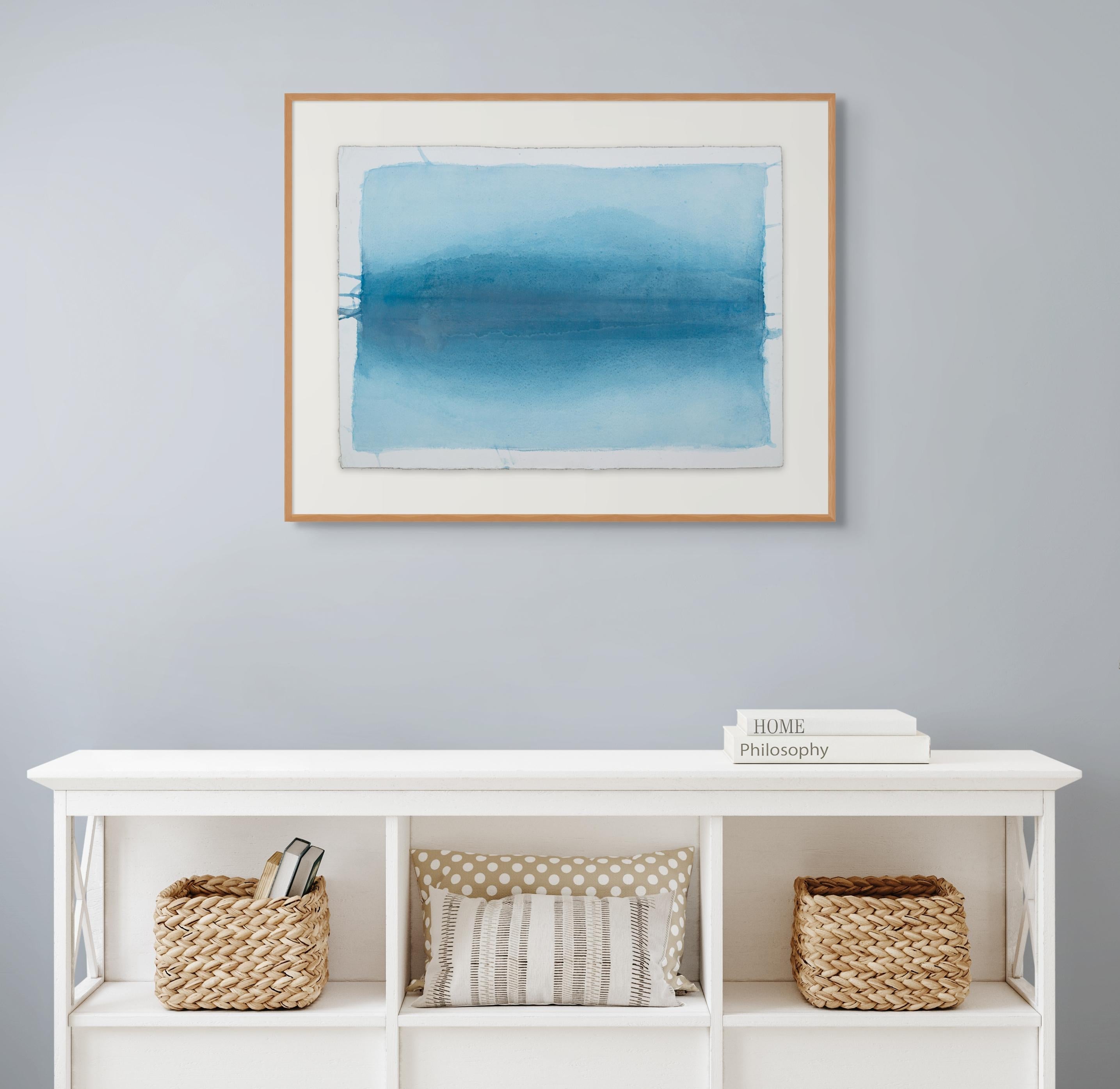 Lac Dawn (montagnes Blue Ridge)  Paysage bleu eau pastel naturel - Naturalisme Art par Sophia Milligan