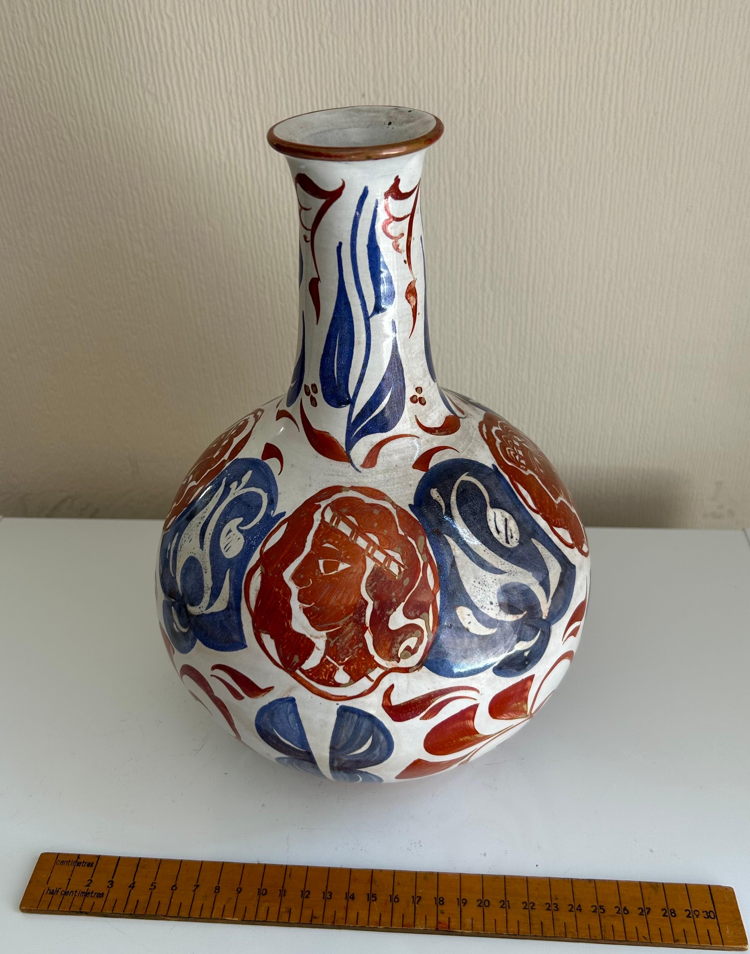 Alan Caiger-Smith MBE (8 February 1930 – 21 February 2020)

Alan Craiger-Smith was a British ceramicist, studio potter and writer on pottery who was born in Buenos Aires, Argentina. He studied at the Camberwell School of Arts and Crafts and read
