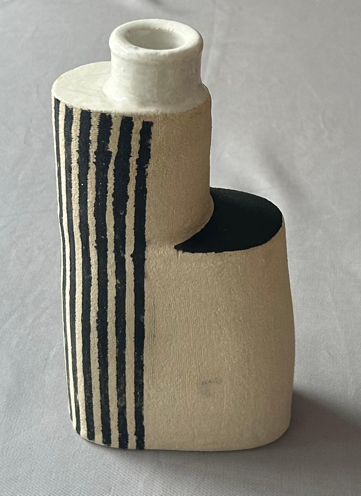 Vase contemporain fait main en vente 1