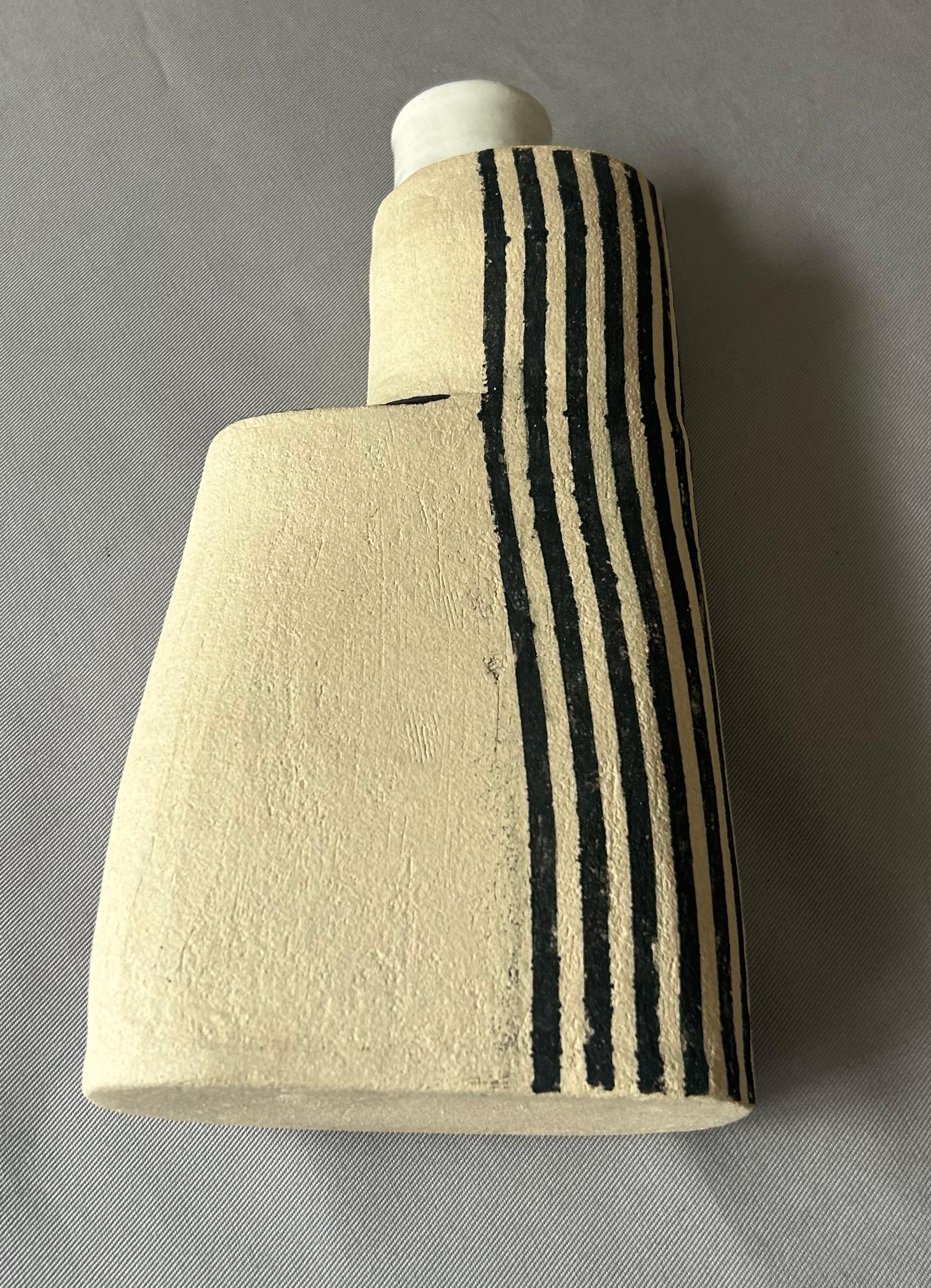 Vase contemporain fait main en vente 2