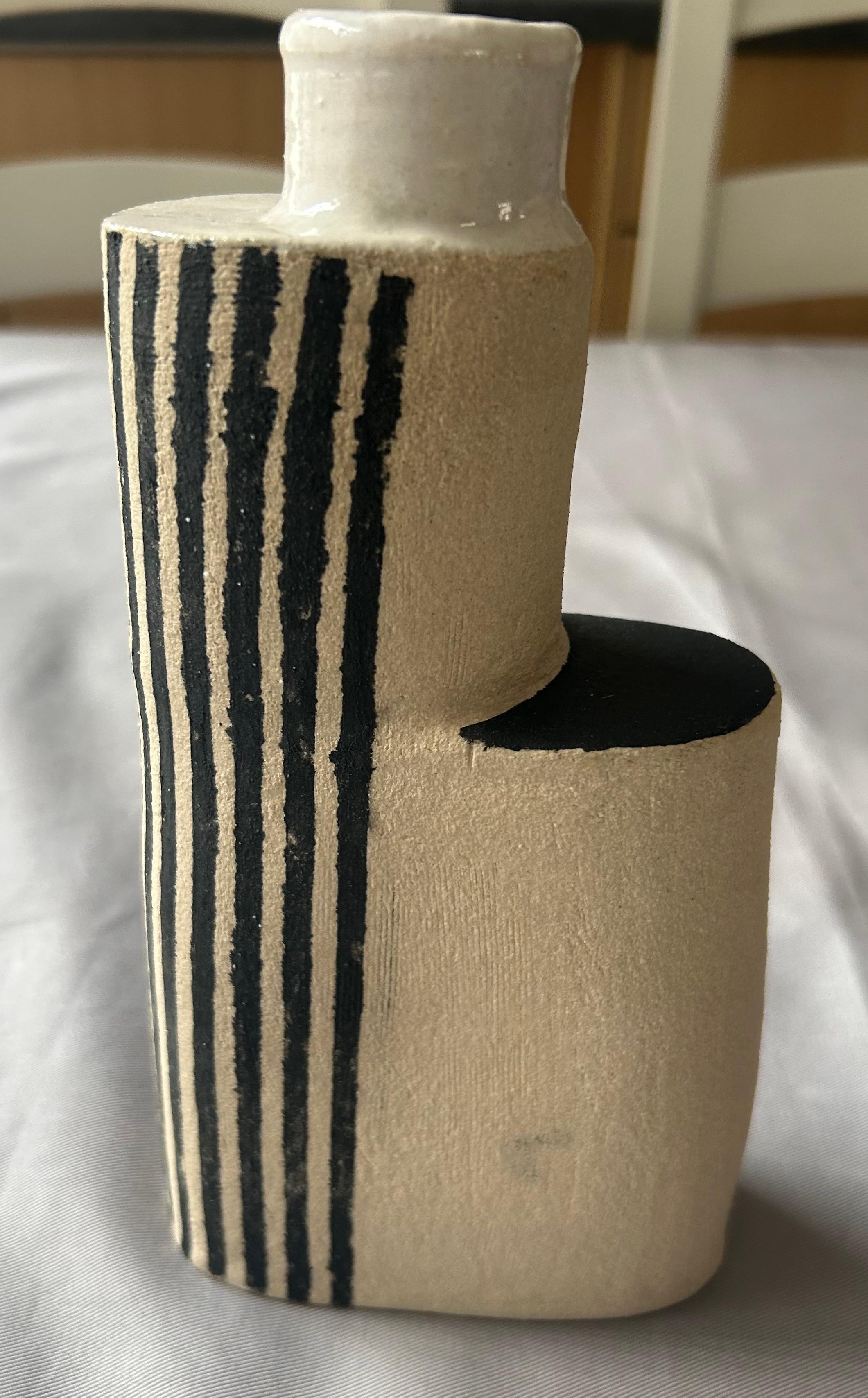 Vase contemporain fait main en vente 6
