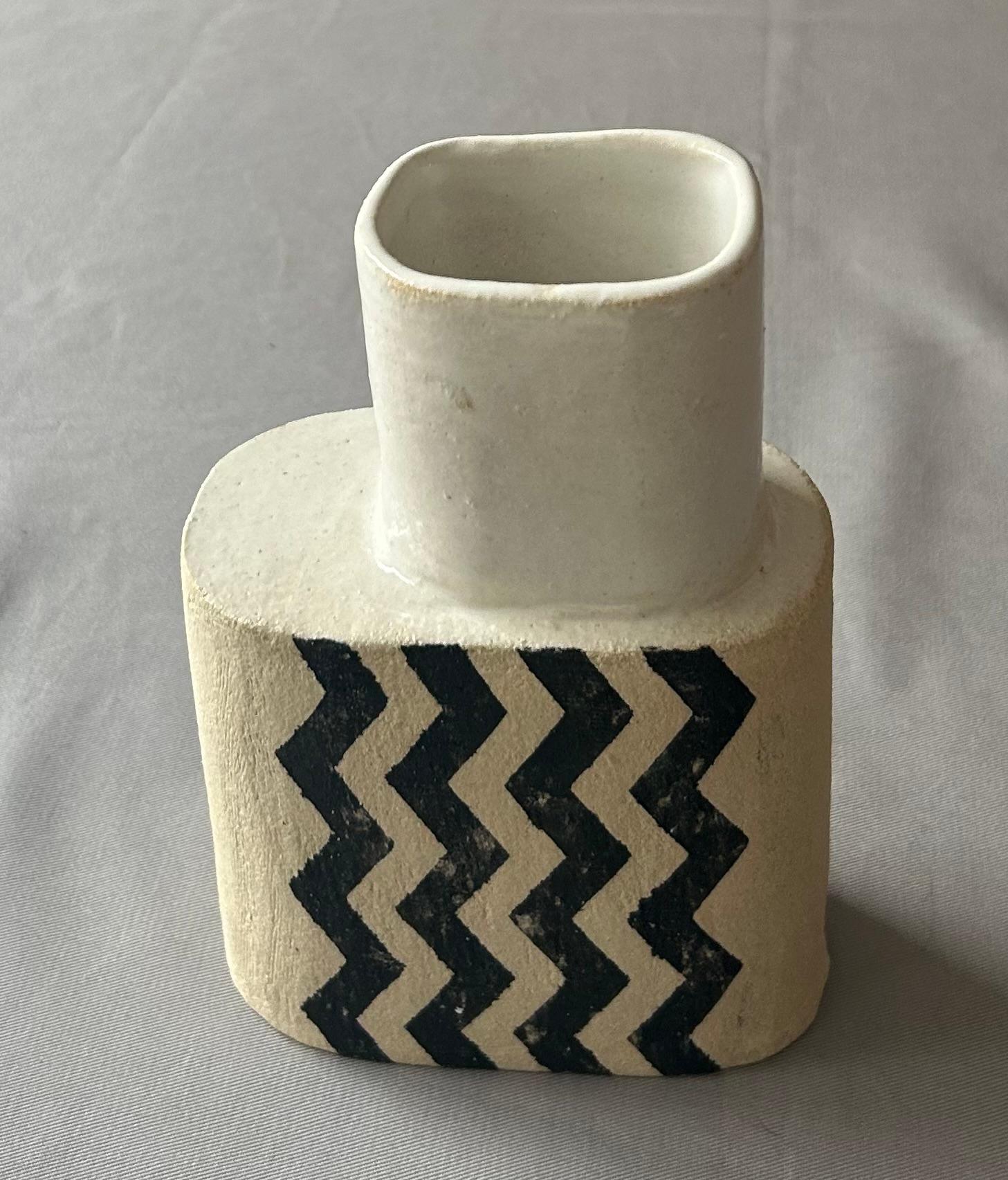Vaso contemporaneo fatto a mano
