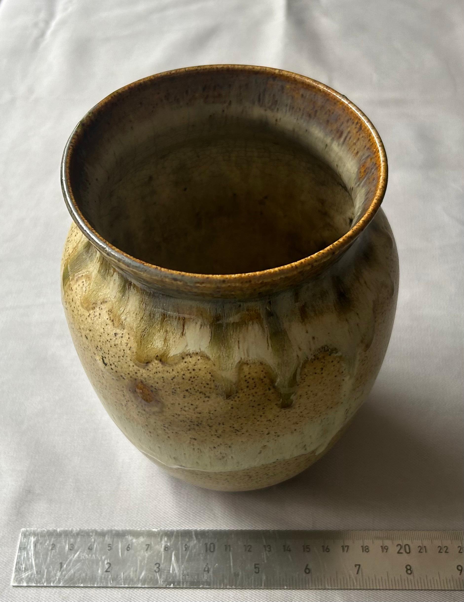Annette Chatting Myrtle Pottery, années 1970 en vente 5