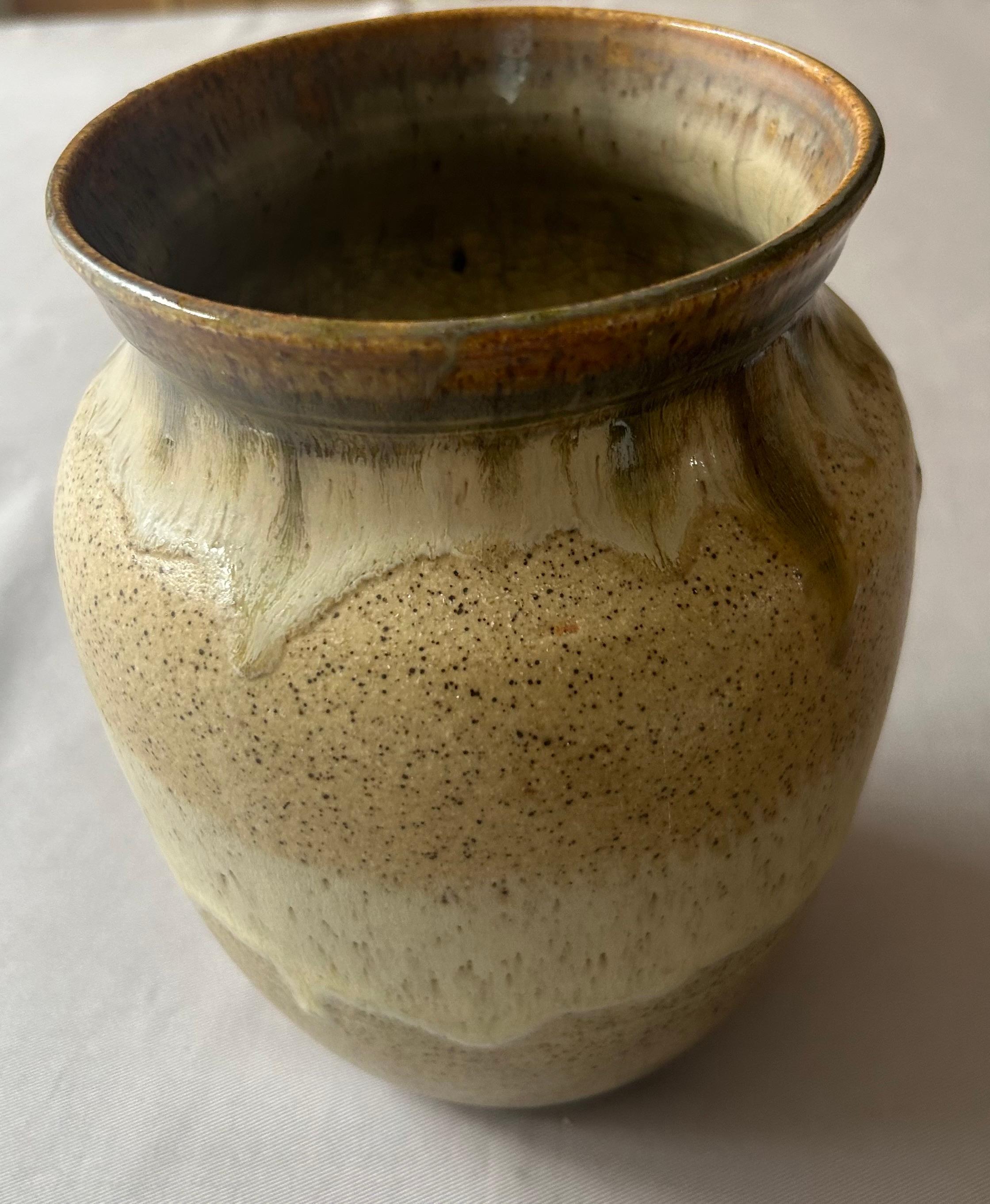 Annette Chatting Myrtle Pottery, années 1970 en vente 3