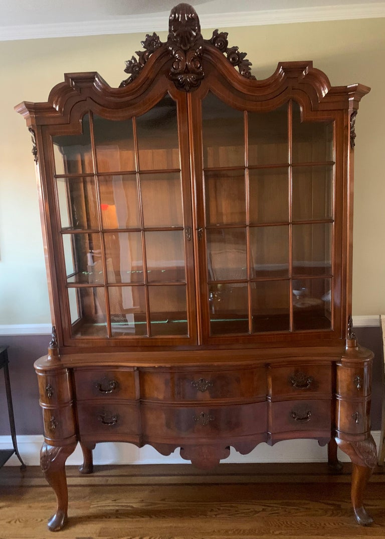 Unknown Vintage Mahogany Breakfront China For Sale at 1stDibs