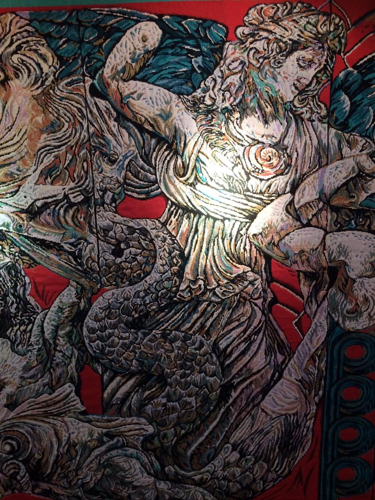 Gobelin en six parties Bataille tissée avec chevaux en rouge bleu gris En stock

Gerti Bierenbroodspot est un peintre, sculpteur, écrivain et poète néerlandais de premier plan. Elle est issue d'une famille d'artistes et a commencé à dessiner dans