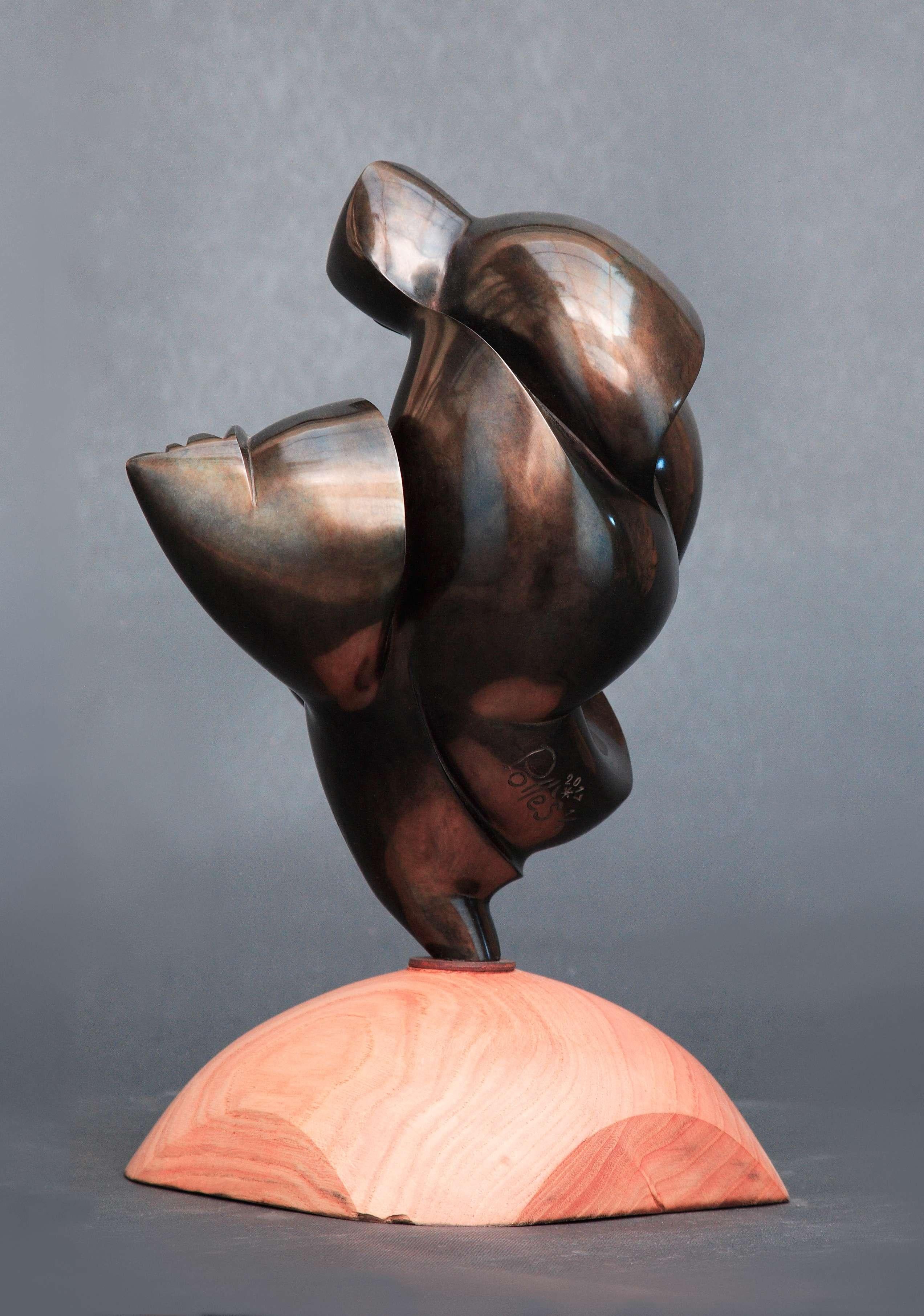Polls – Bronze-Skulptur – Thelxino (Gold), Figurative Sculpture, von Dominique Polles 
