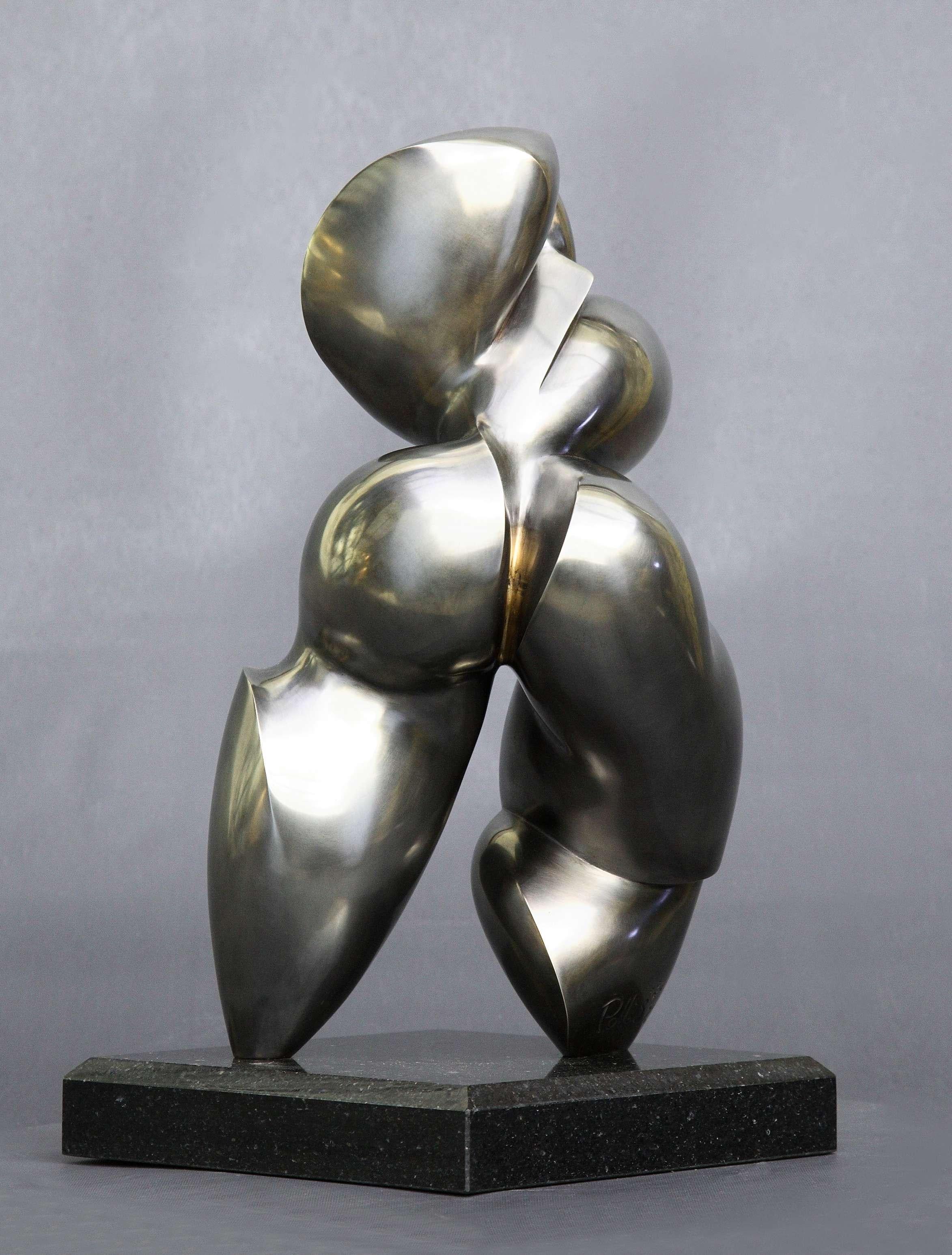 Polls - Bronze-Skulptur - Schweppsmuschel (Gold), Figurative Sculpture, von Dominique Polles 