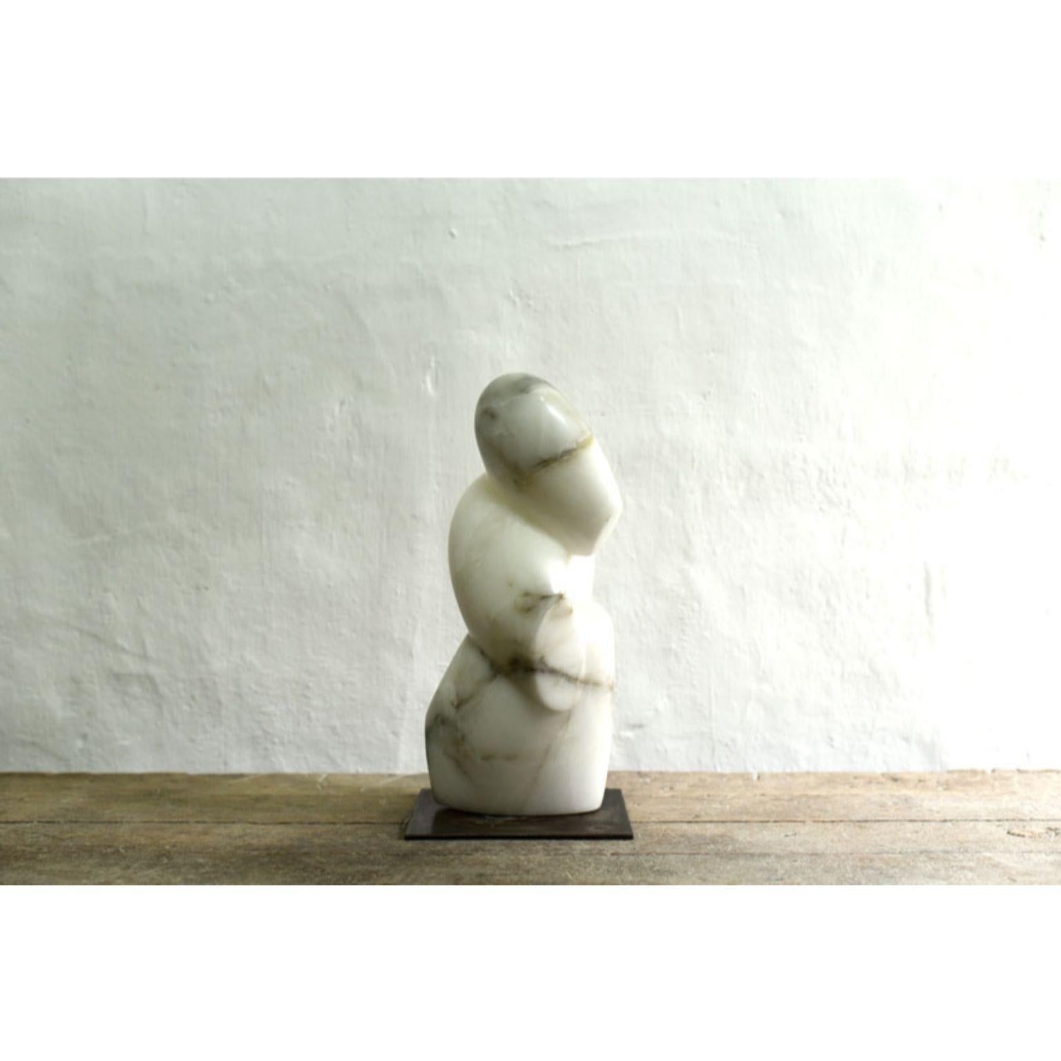 Yann Barrere - Intro - Original Sculpture
Dimensions: 41 x 23 x 16 cm
Materials: Alabaster

