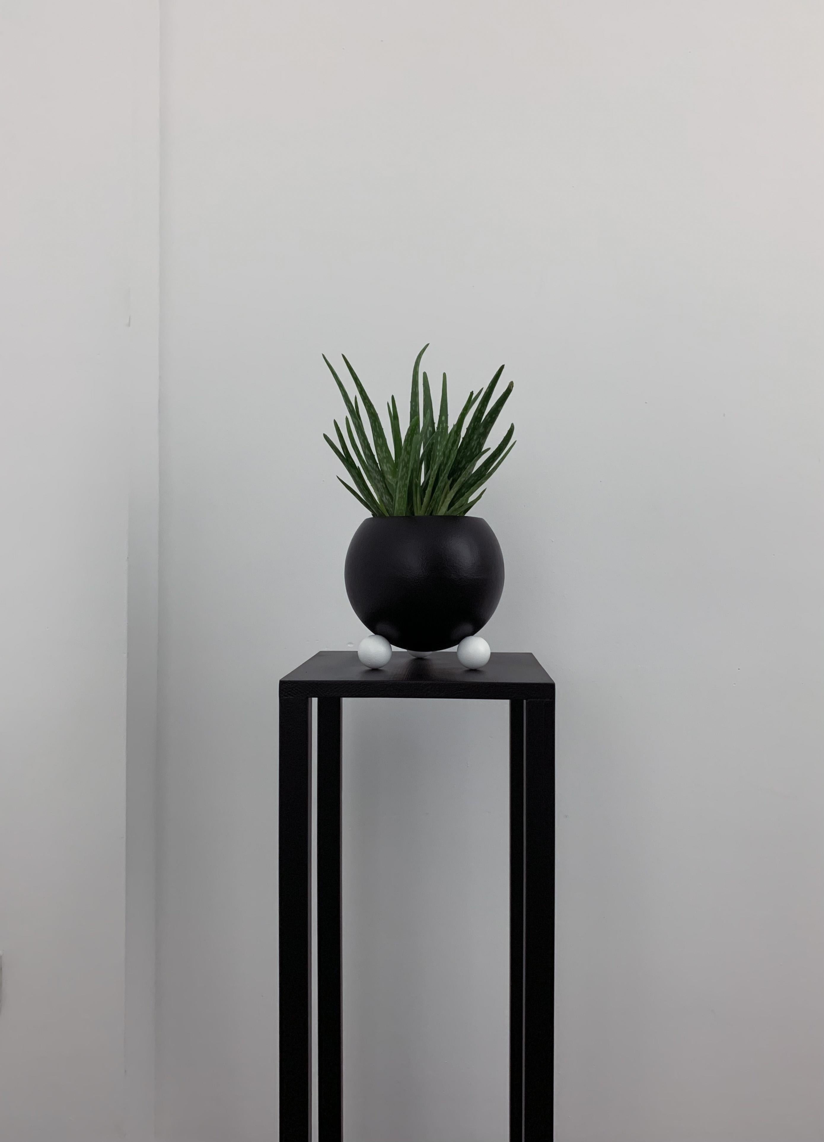 Arty Plant Pot Sculpture Black and White - Gray Abstract Sculpture by Rostyslav Kozhman