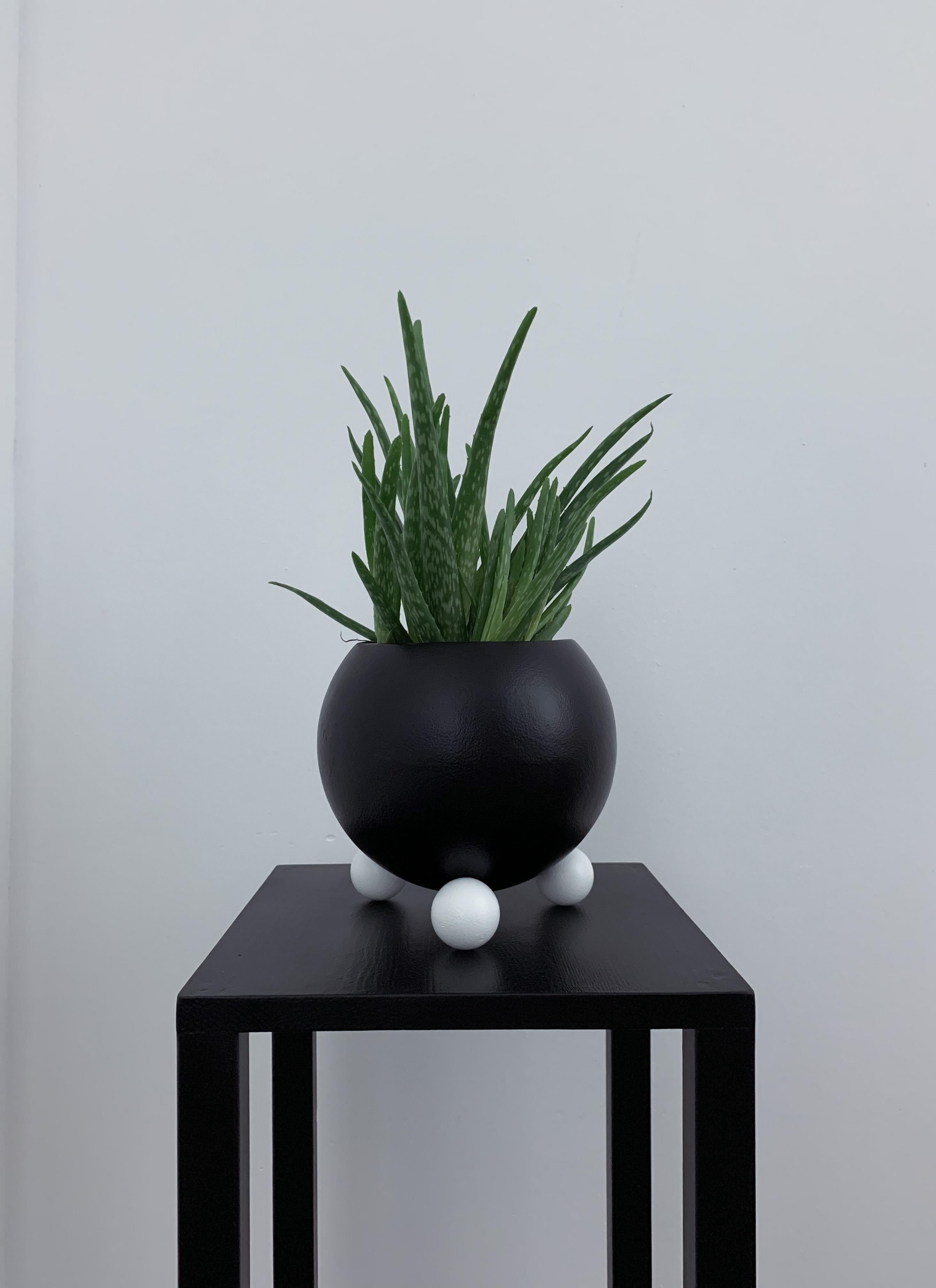 Arty Plant Pot Sculpture Black and White 1