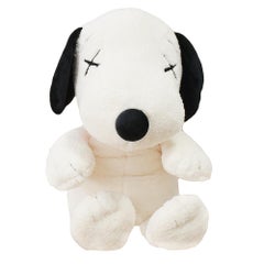 KAWS SNOOPY PLUSH (White Large)