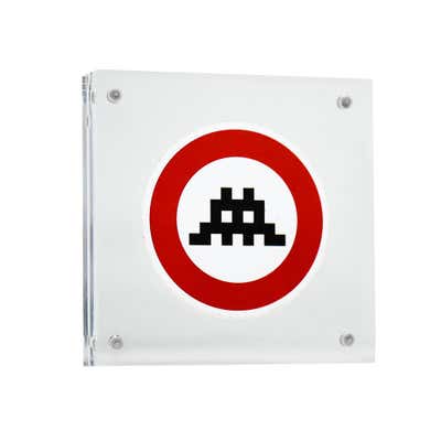 Invader - INVADER Art4Space Patch En vente sur 1stDibs