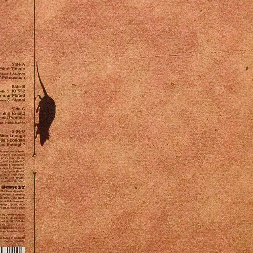 Rarissima copertina di Banksy per il disco One Cut Grand Theft Audio.
Pubblicato nel 2000, è un esempio molto precoce dell'arte di Banksy.
Banksy ha utilizzato questa immagine anche per gli inviti della sua mostra Exitstencilsim
Sul retro della