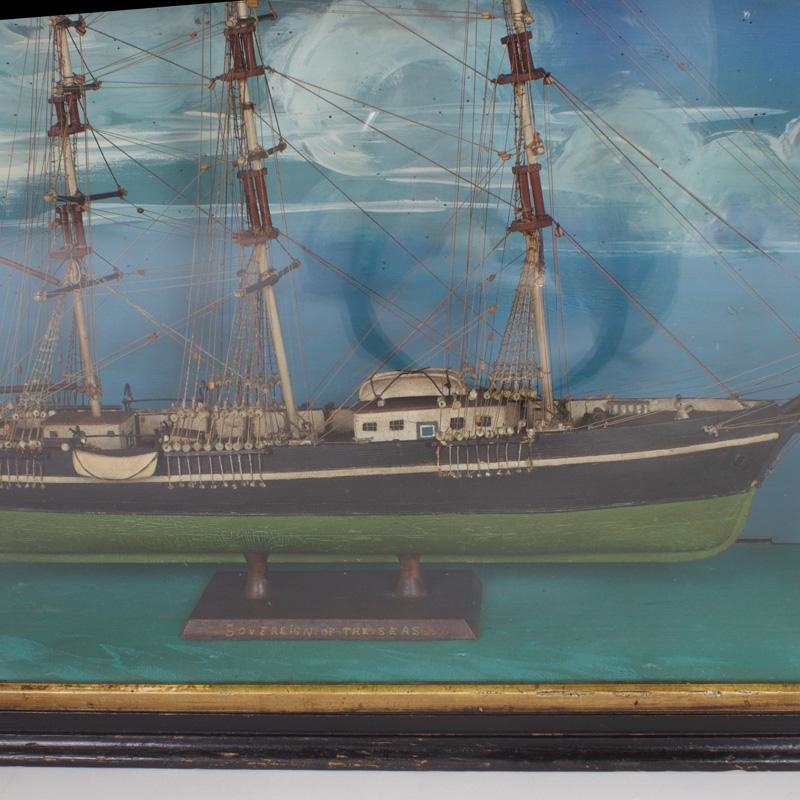Modèle de bateau vintage fait à la main Diorama en vente 2