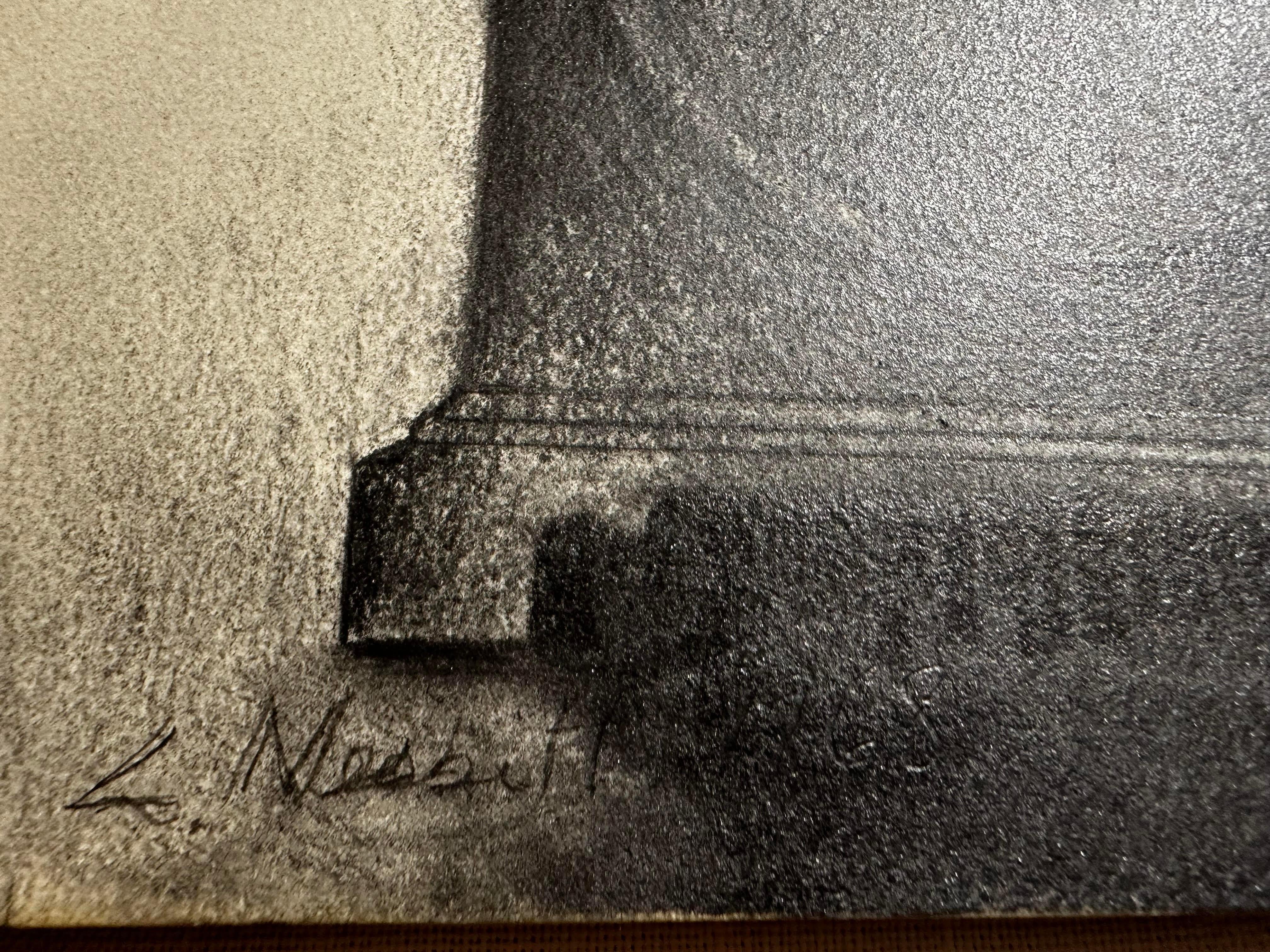 Lowell Nesbitt
Studio-Wanduhr, 1968
Kohle auf Karton mit originalen Ausstellungsetiketten der Corcoran Gallery
Auf der Vorderseite in Graphit signiert
27 x 38,75 Zoll
Ungerahmt; mit den Original-Labels, die bei einer Neueinrahmung auf einen Rahmen