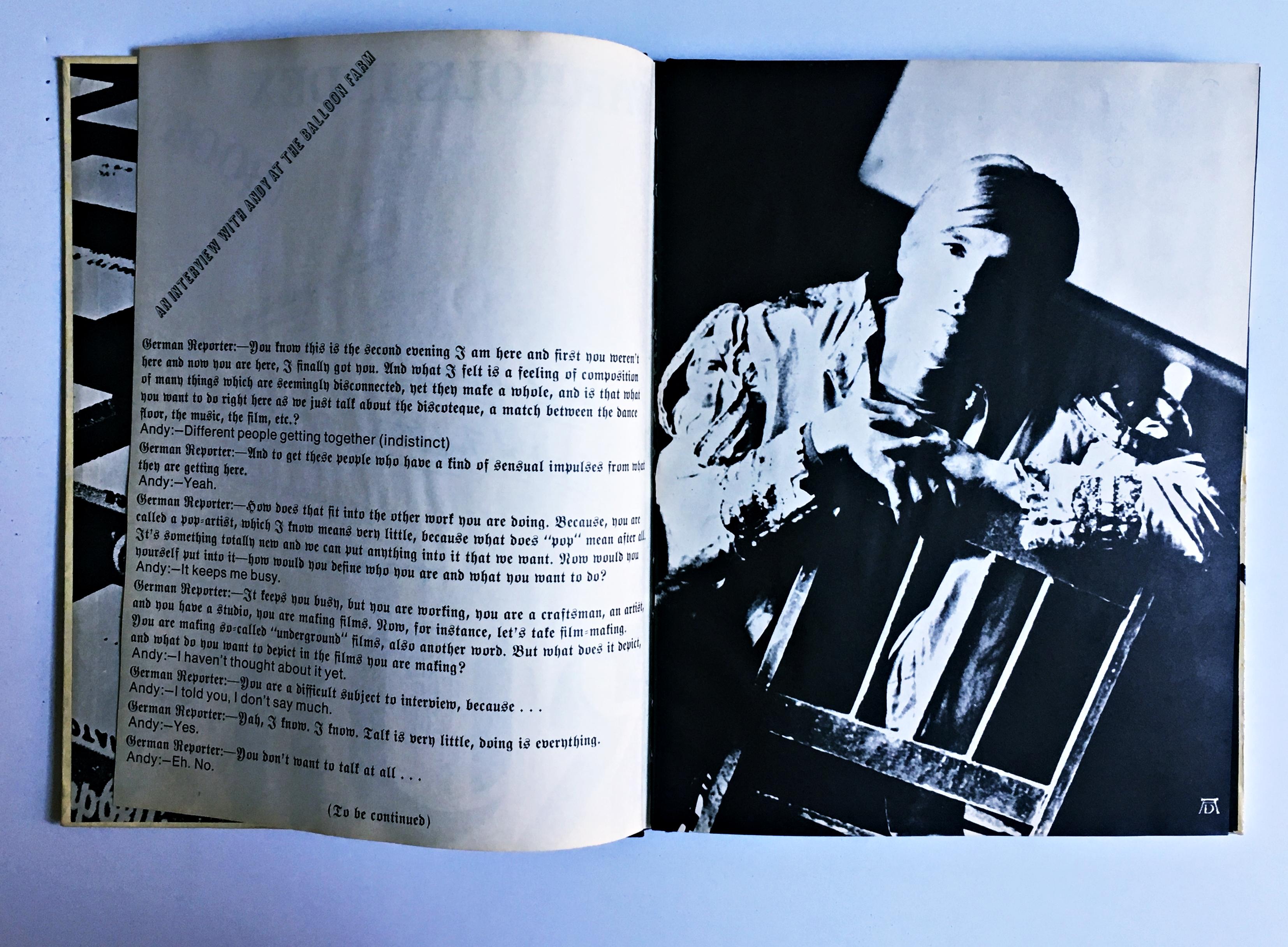 Livre d'index d'Andy Warhol, 1ère édition de monographie à dos rigide, avec inserts en 3D holographe en vente 9