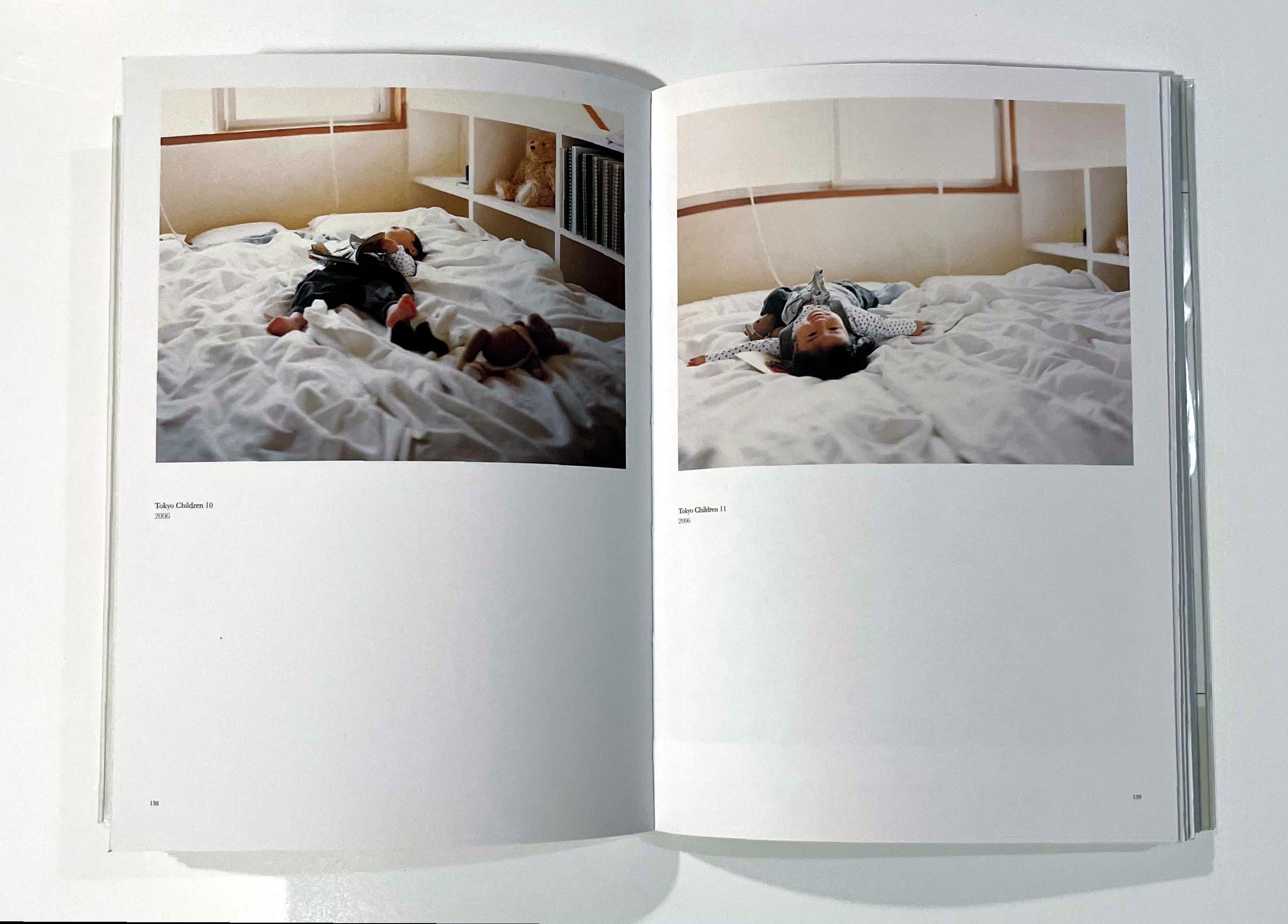 Takashi Homma Tokyo monograph, hand signed, inscribed and dated by Takashi Homma For Sale 8
