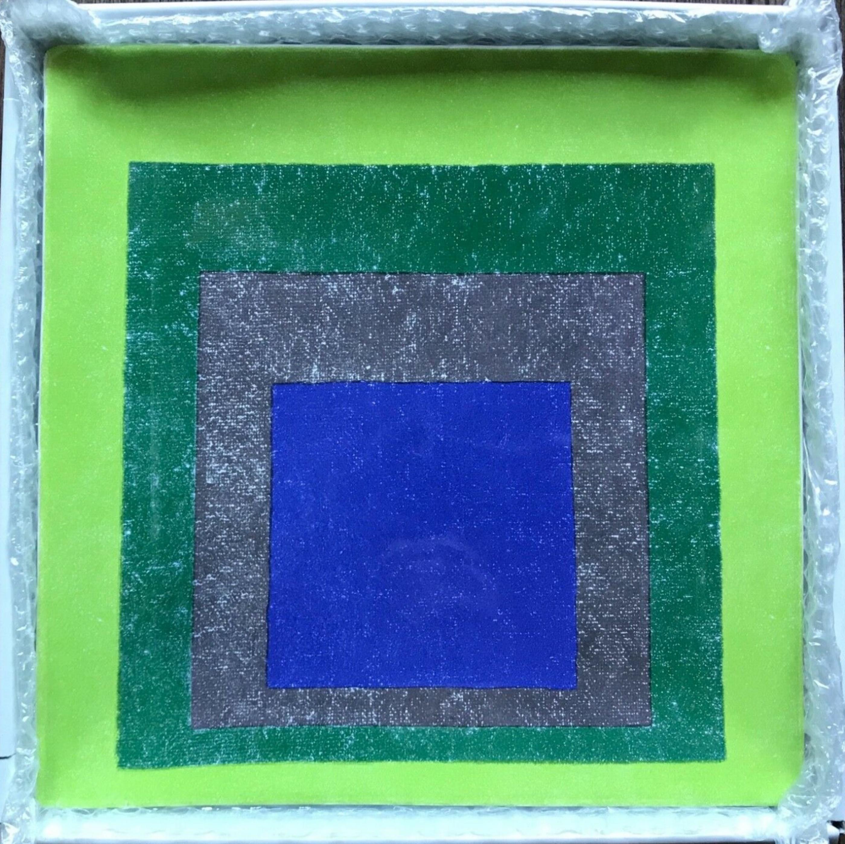Studie für Homage to the Square, Porzellanteller in limitierter Auflage in Schachtel für MOCA (Geometrische Abstraktion), Art, von Josef Albers