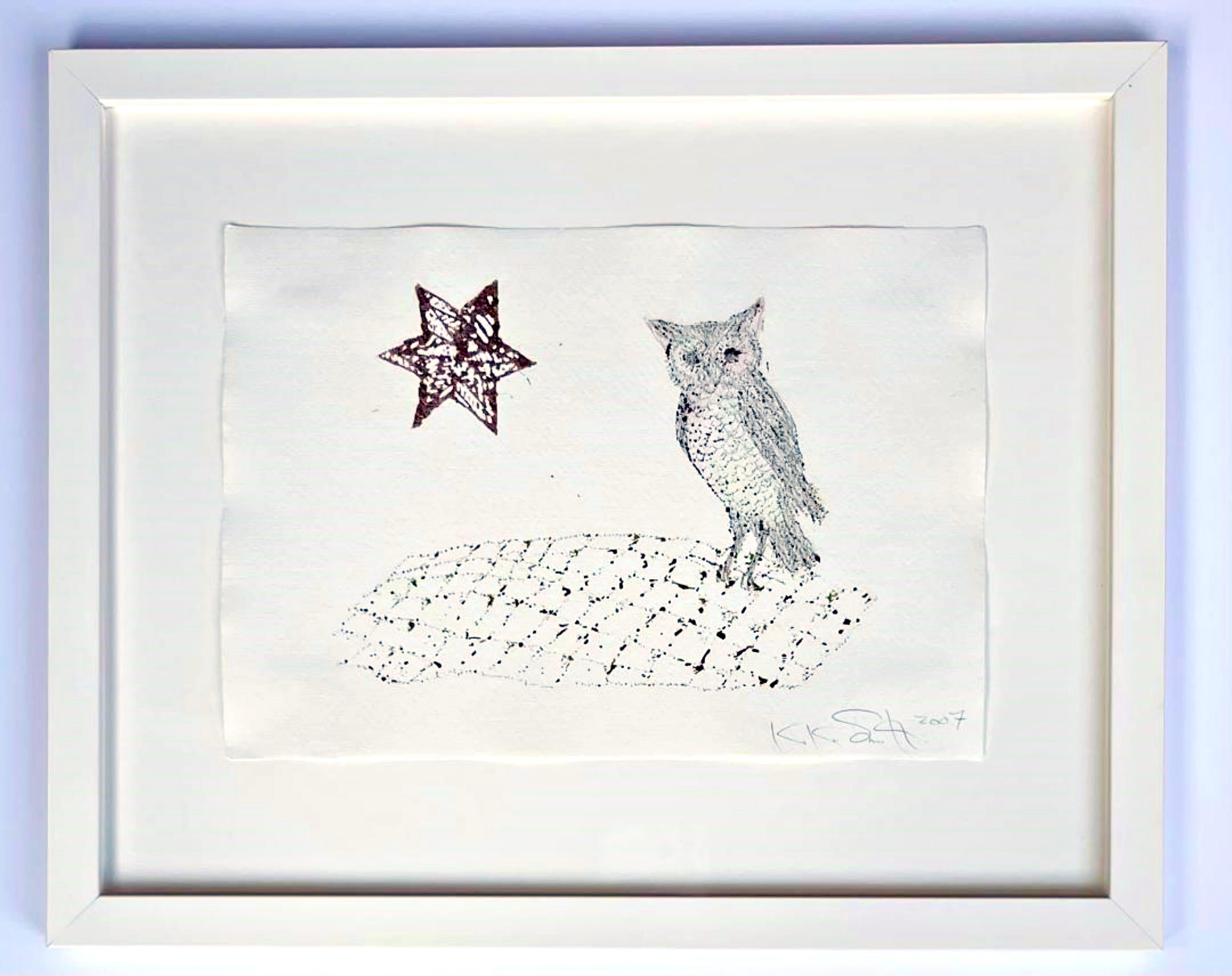 Gufo e stella (tecnica mista firmata unica su carta lanaquarelle con glitter) - Mixed Media Art Contemporaneo di Kiki Smith