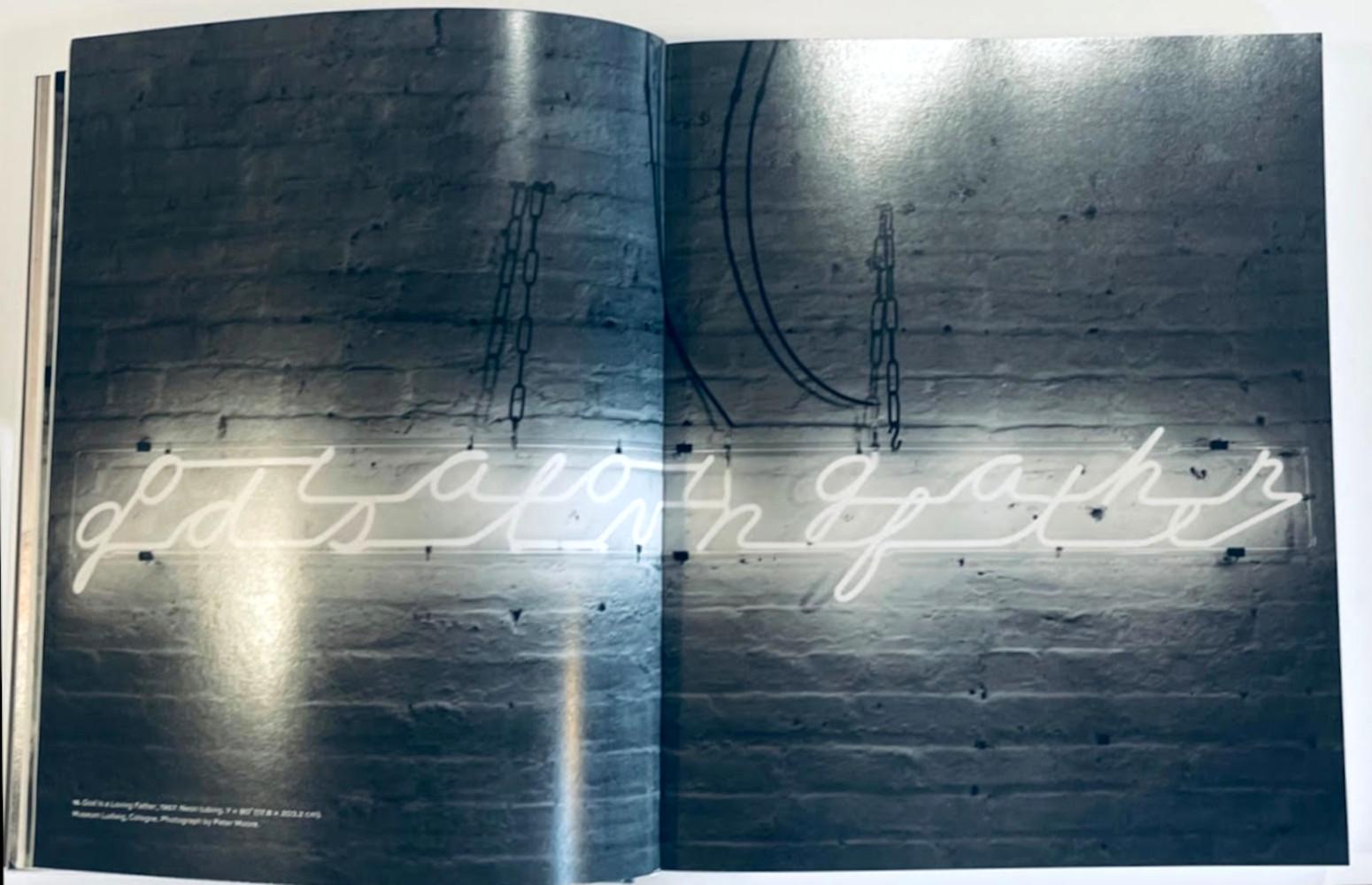 Monographie Hardback : Early Work (signée et datée à la main par Richard Serra) en vente 6