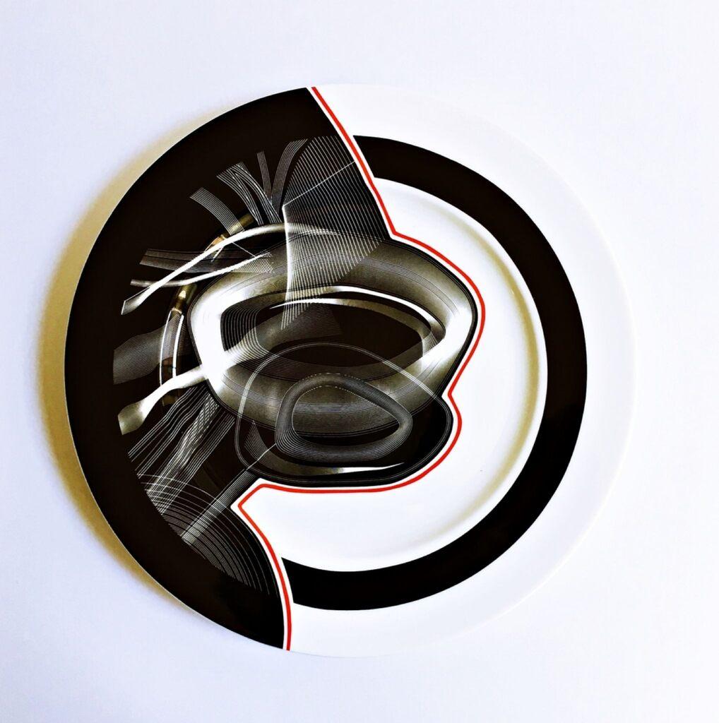 Gravure Vortex n°1 Assiette de présentation en édition limitée signée et numérotée - Pop Art Mixed Media Art par Frank Stella
