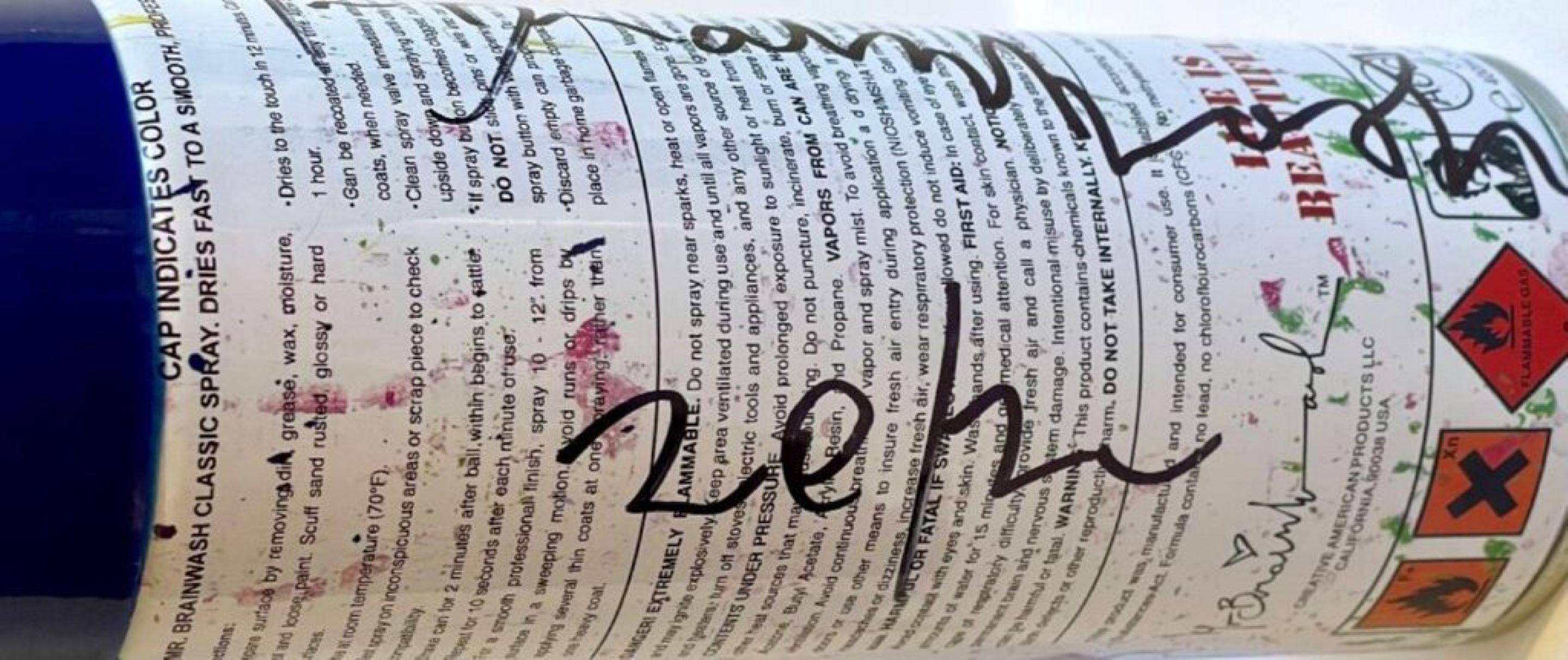 Bote de spray London, para La vida es bella (éste firmado a mano por Mr. Brainwash) 2